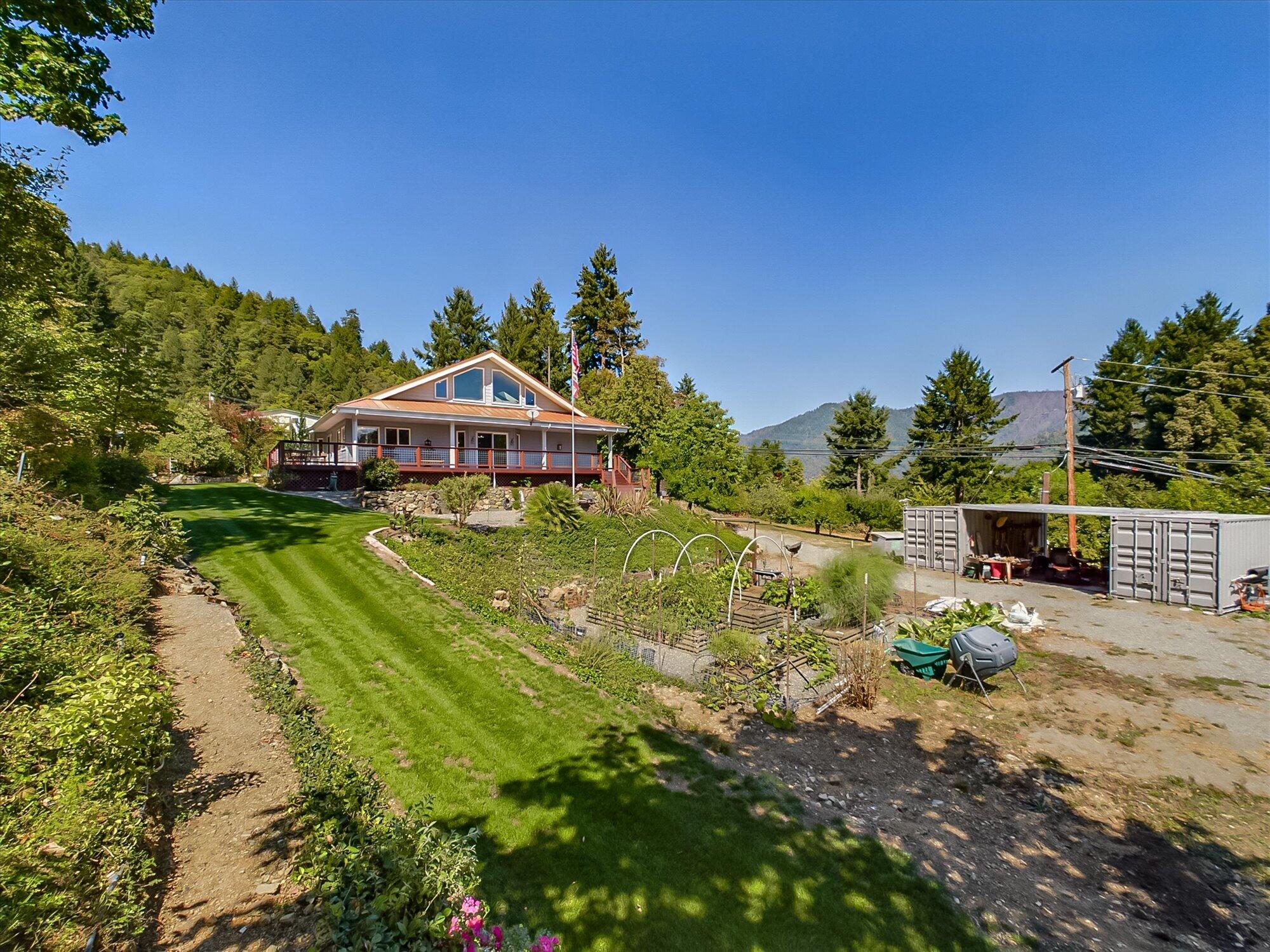 128 Harnden Lane