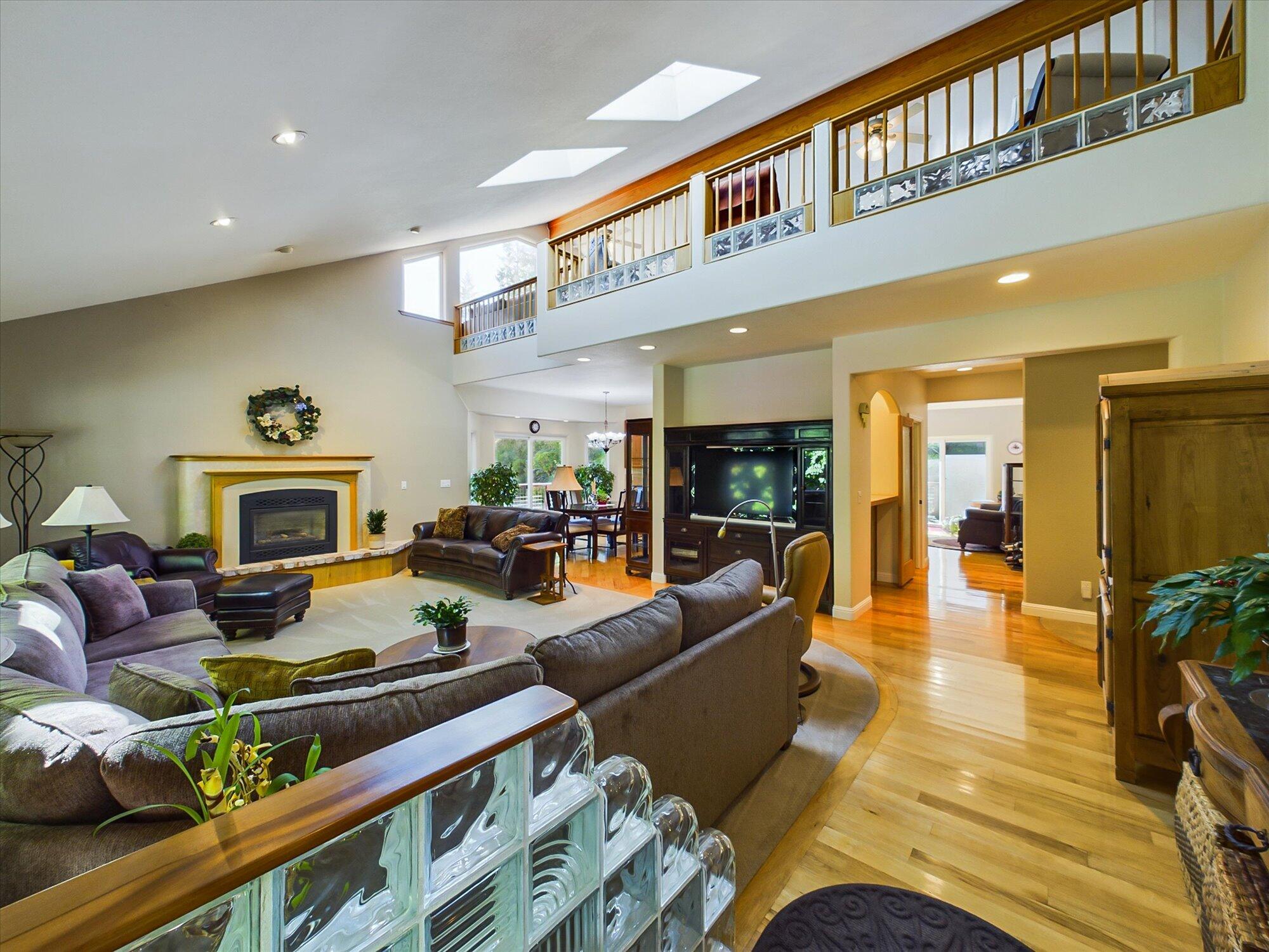 128 Harnden Lane