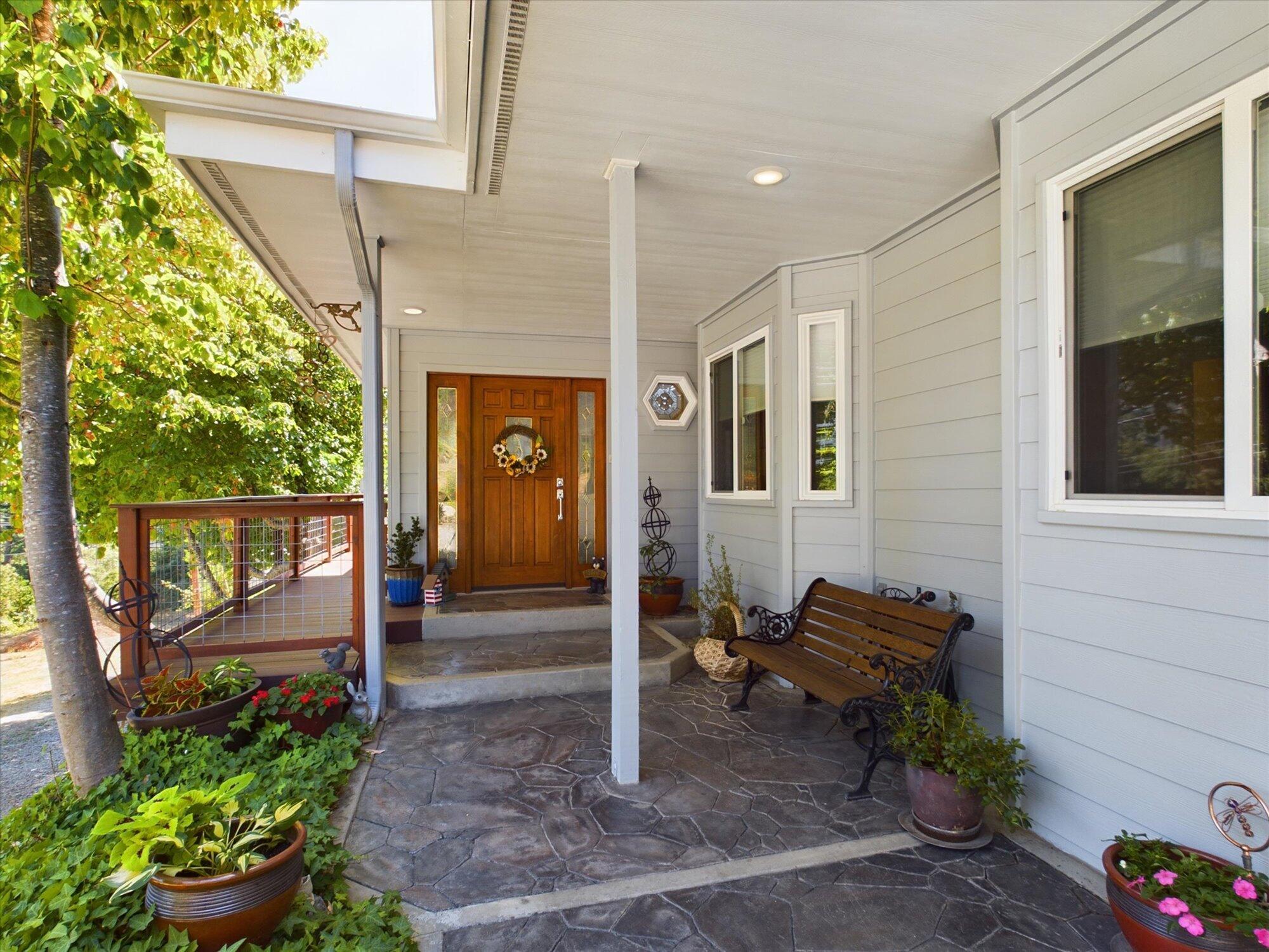 128 Harnden Lane