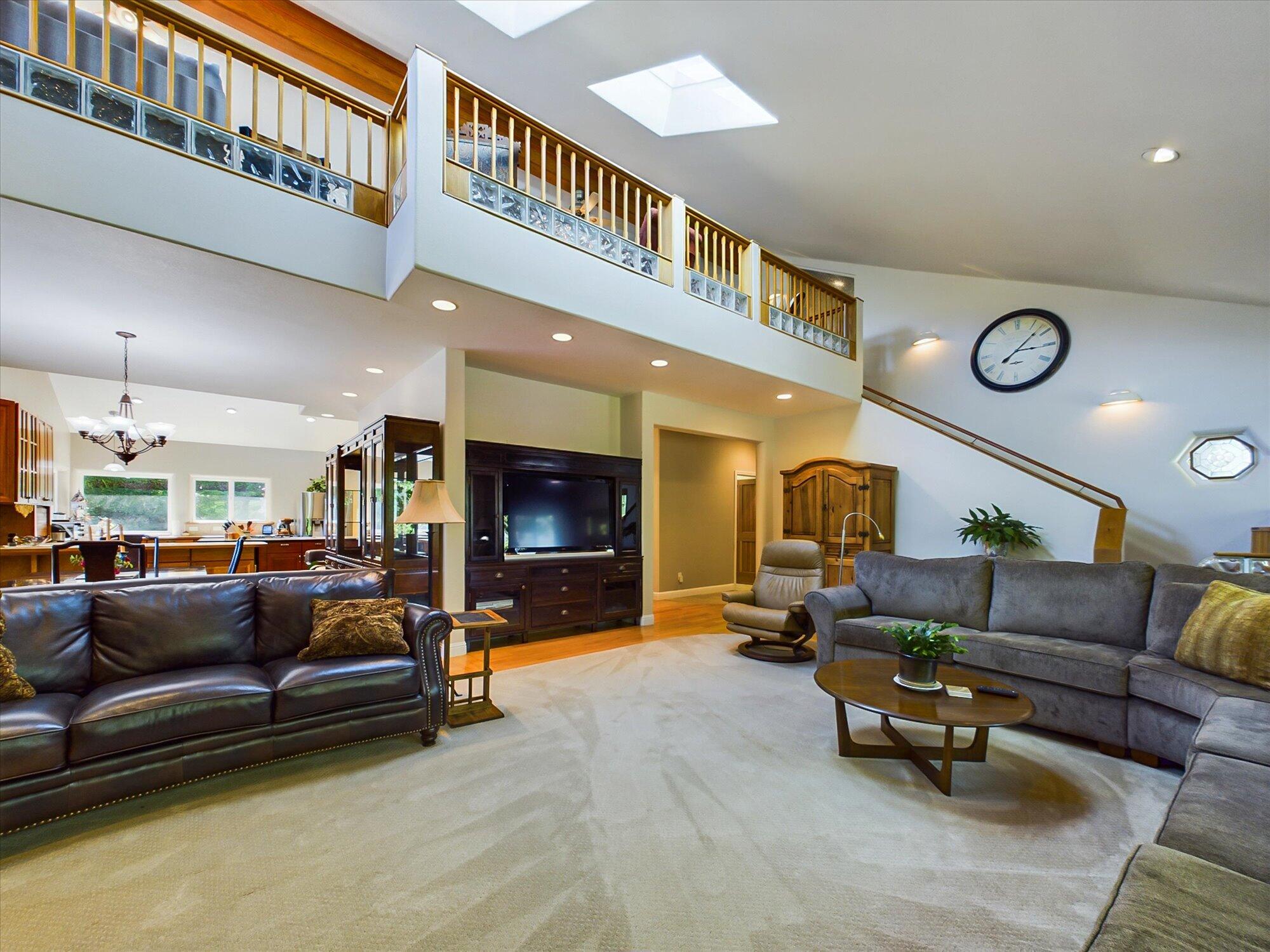 128 Harnden Lane