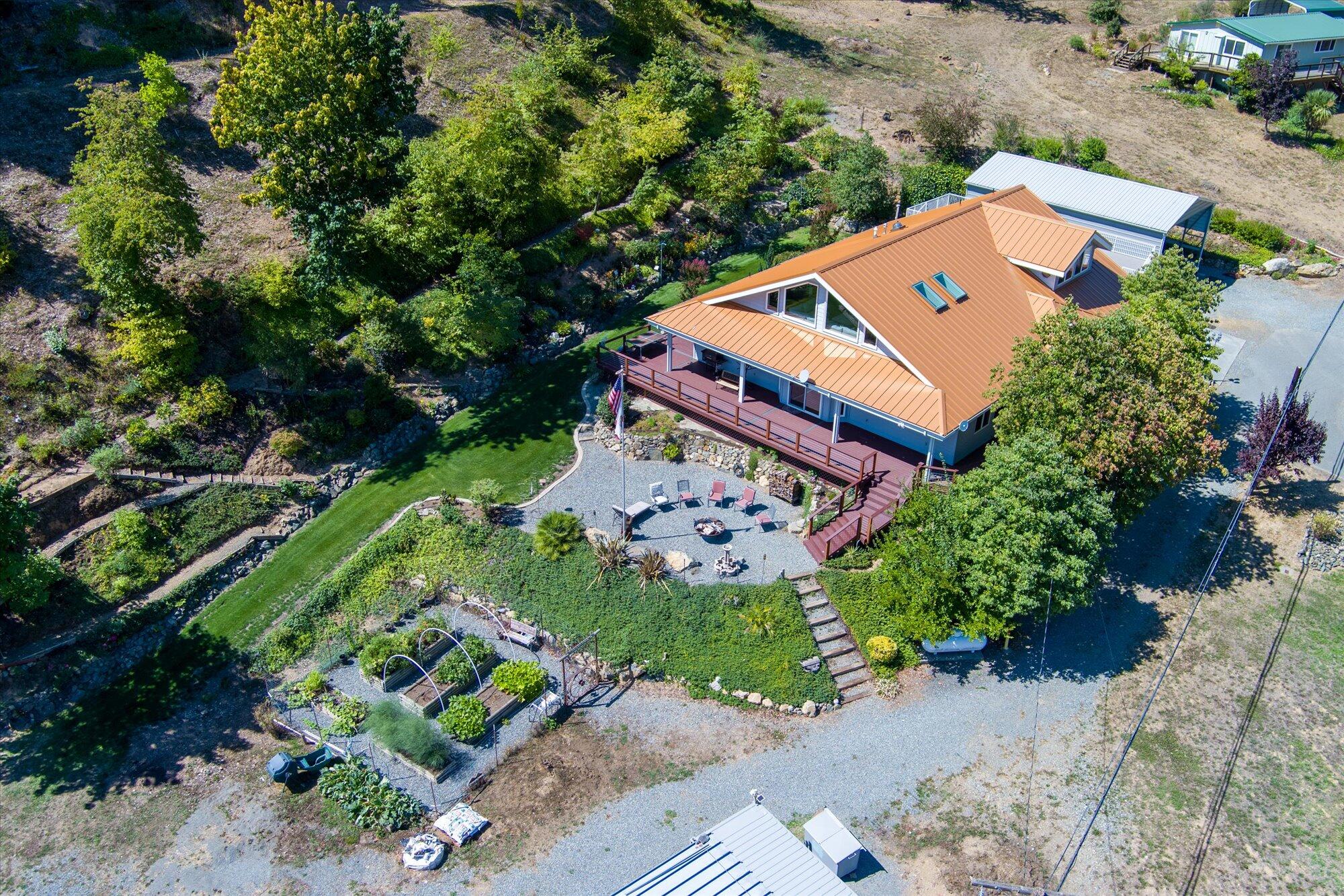 128 Harnden Lane