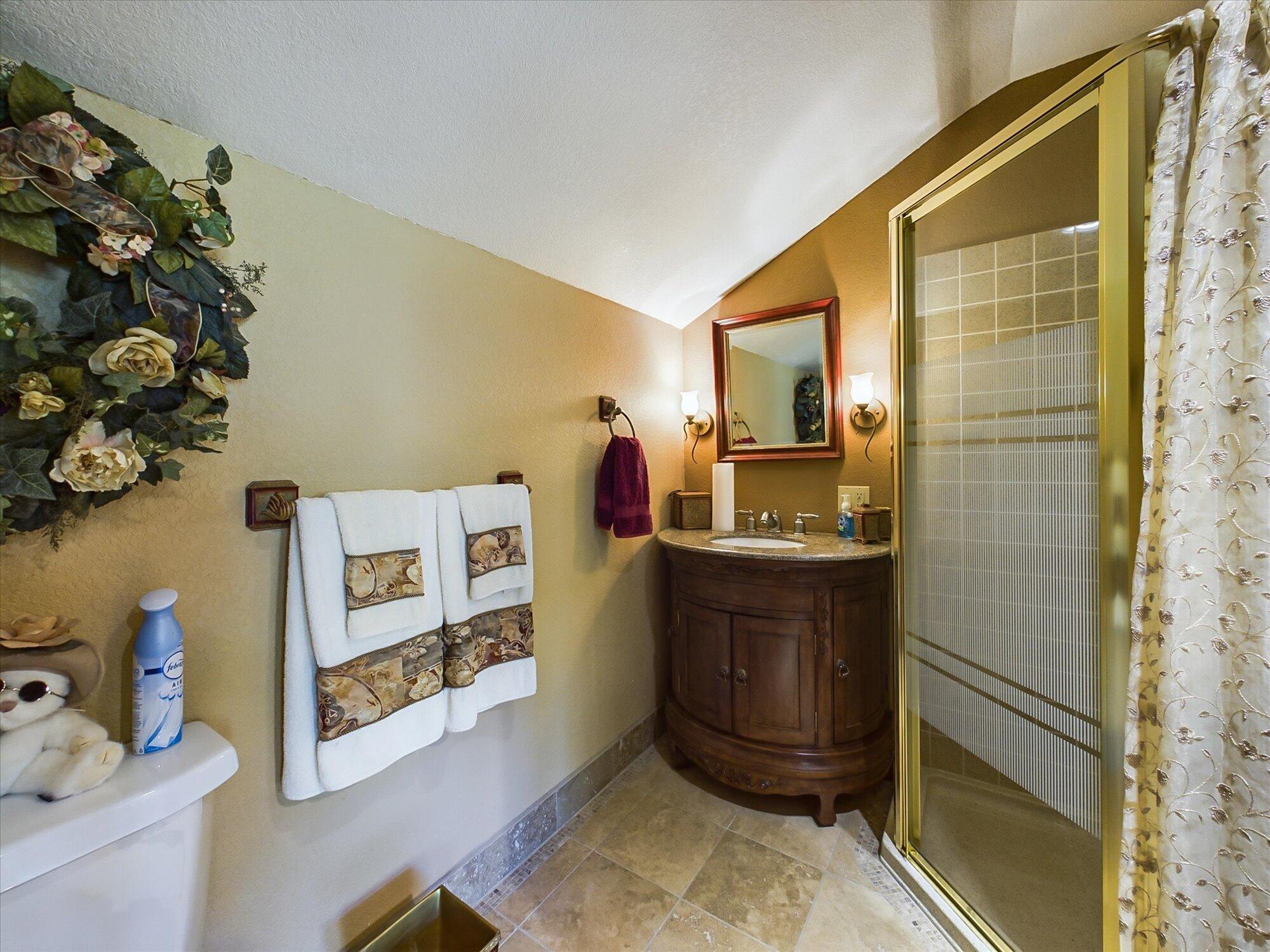 128 Harnden Lane