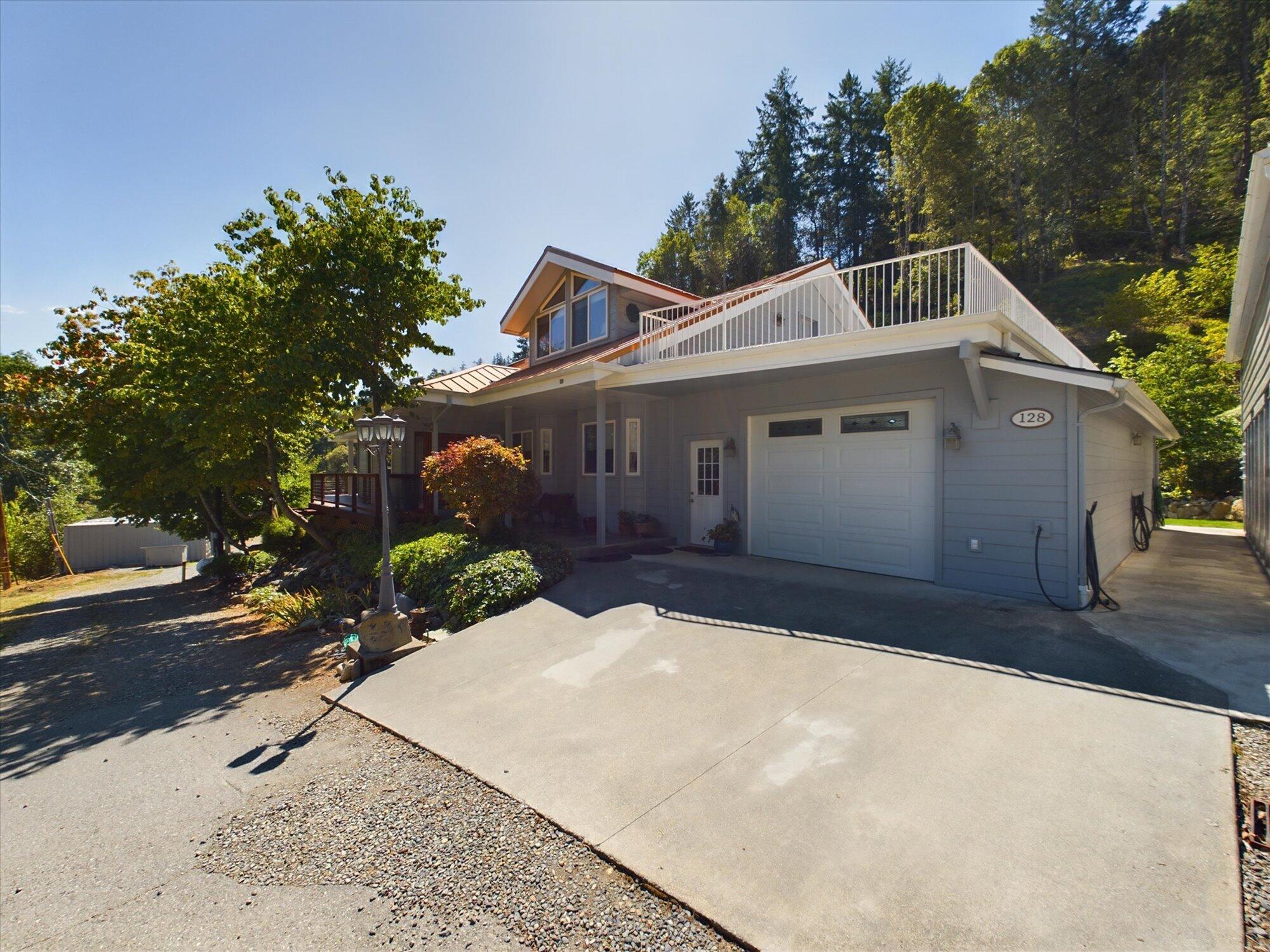 128 Harnden Lane