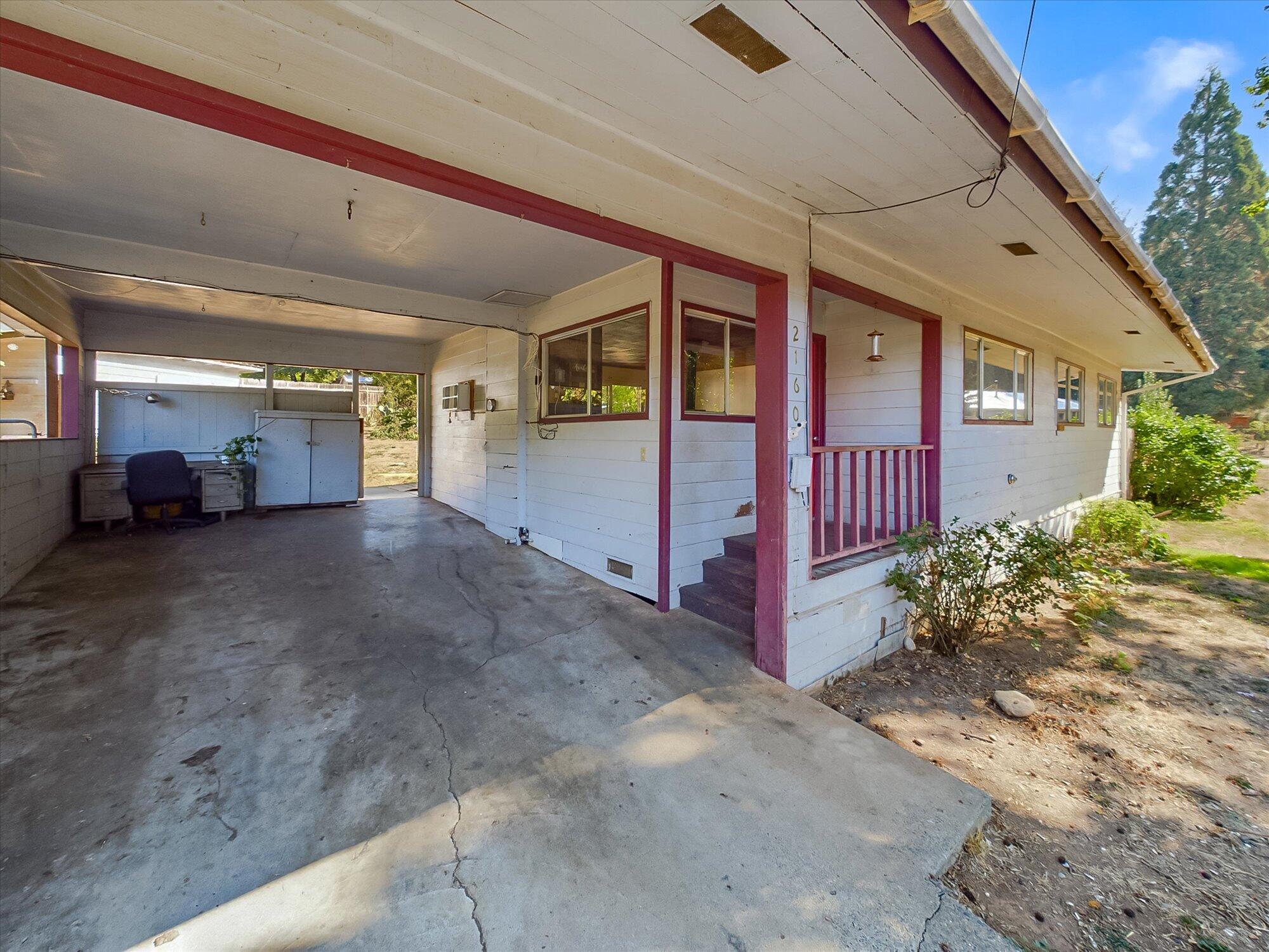 2160 Salyer Loop Road