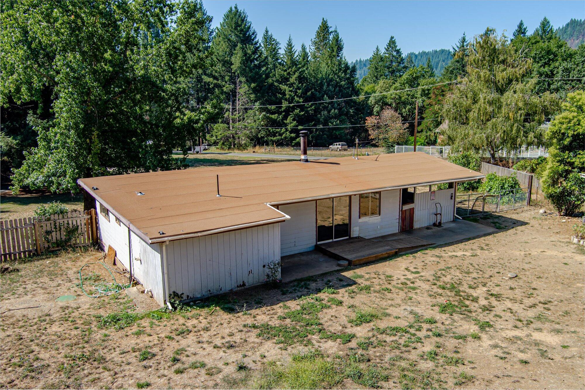 2160 Salyer Loop Road