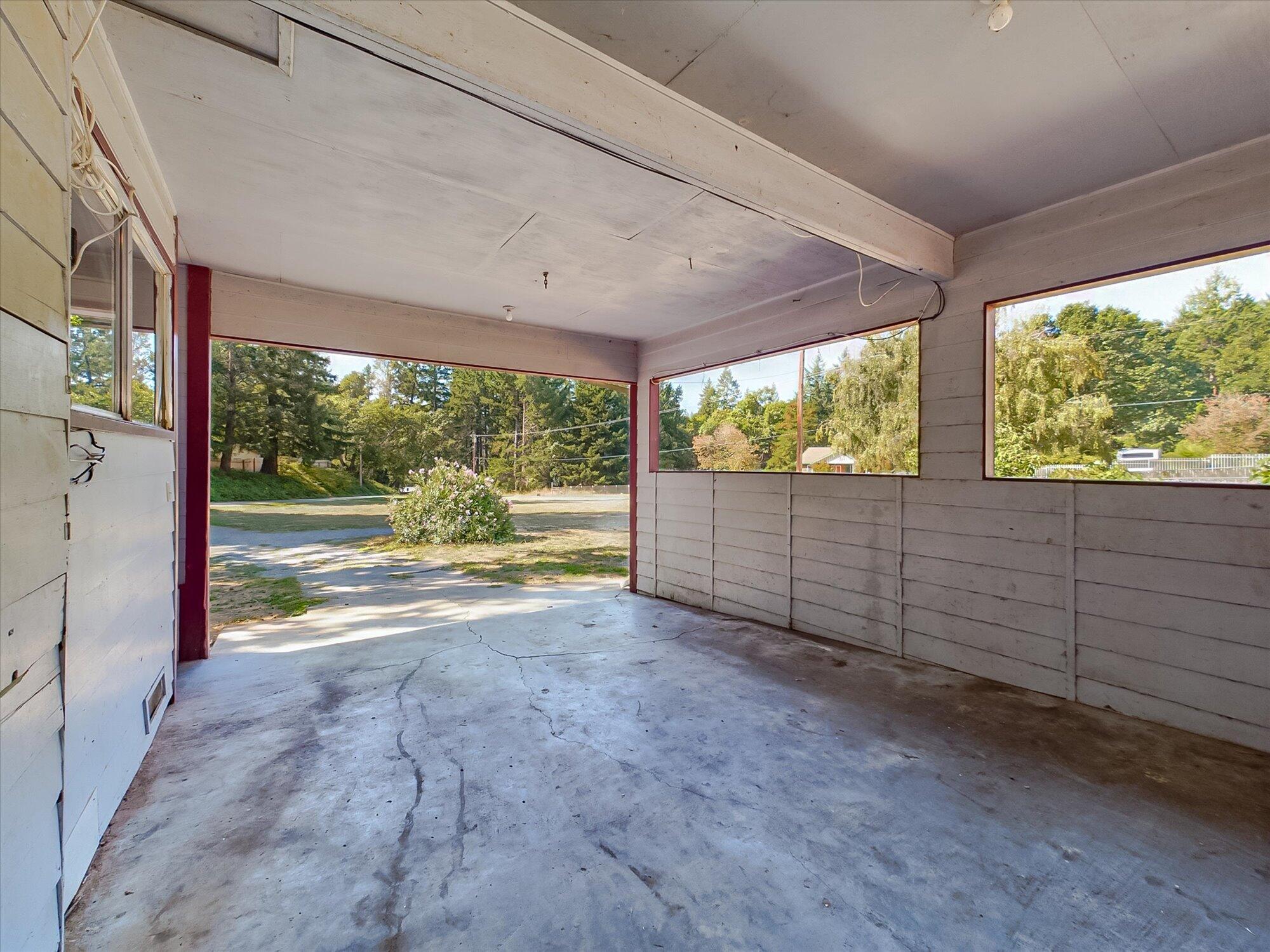 2160 Salyer Loop Road