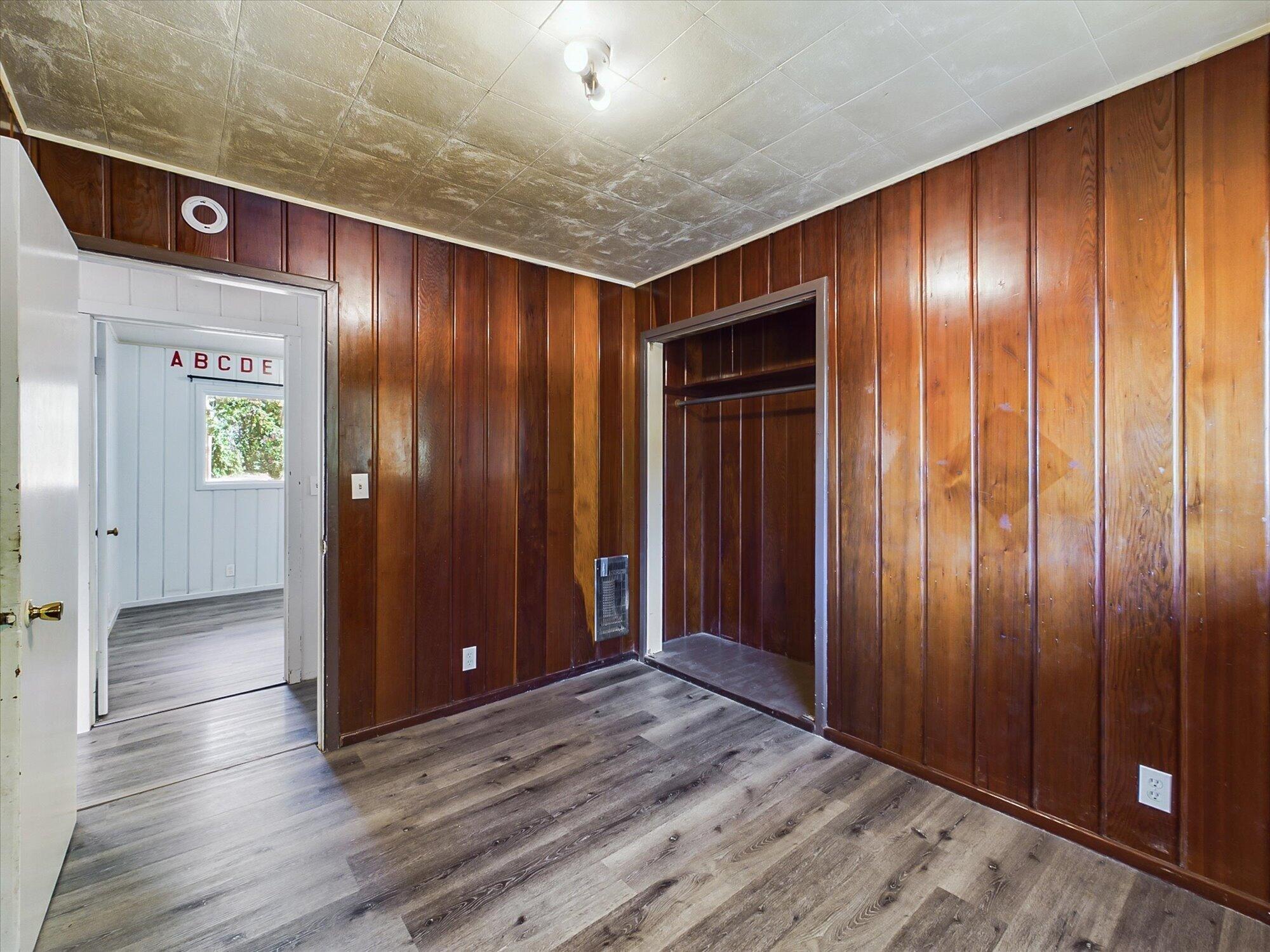 2160 Salyer Loop Road