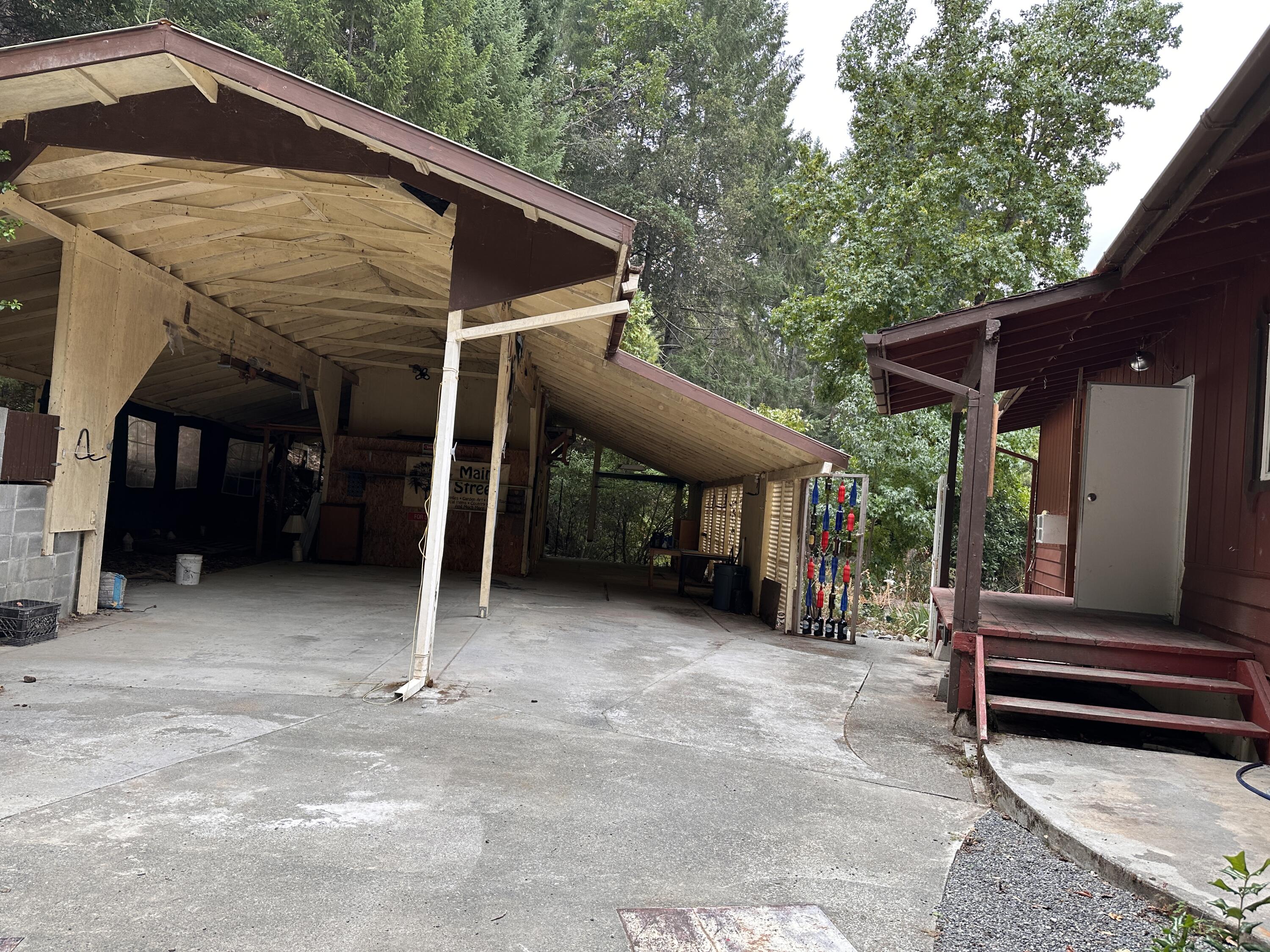 925 Forest View Drive