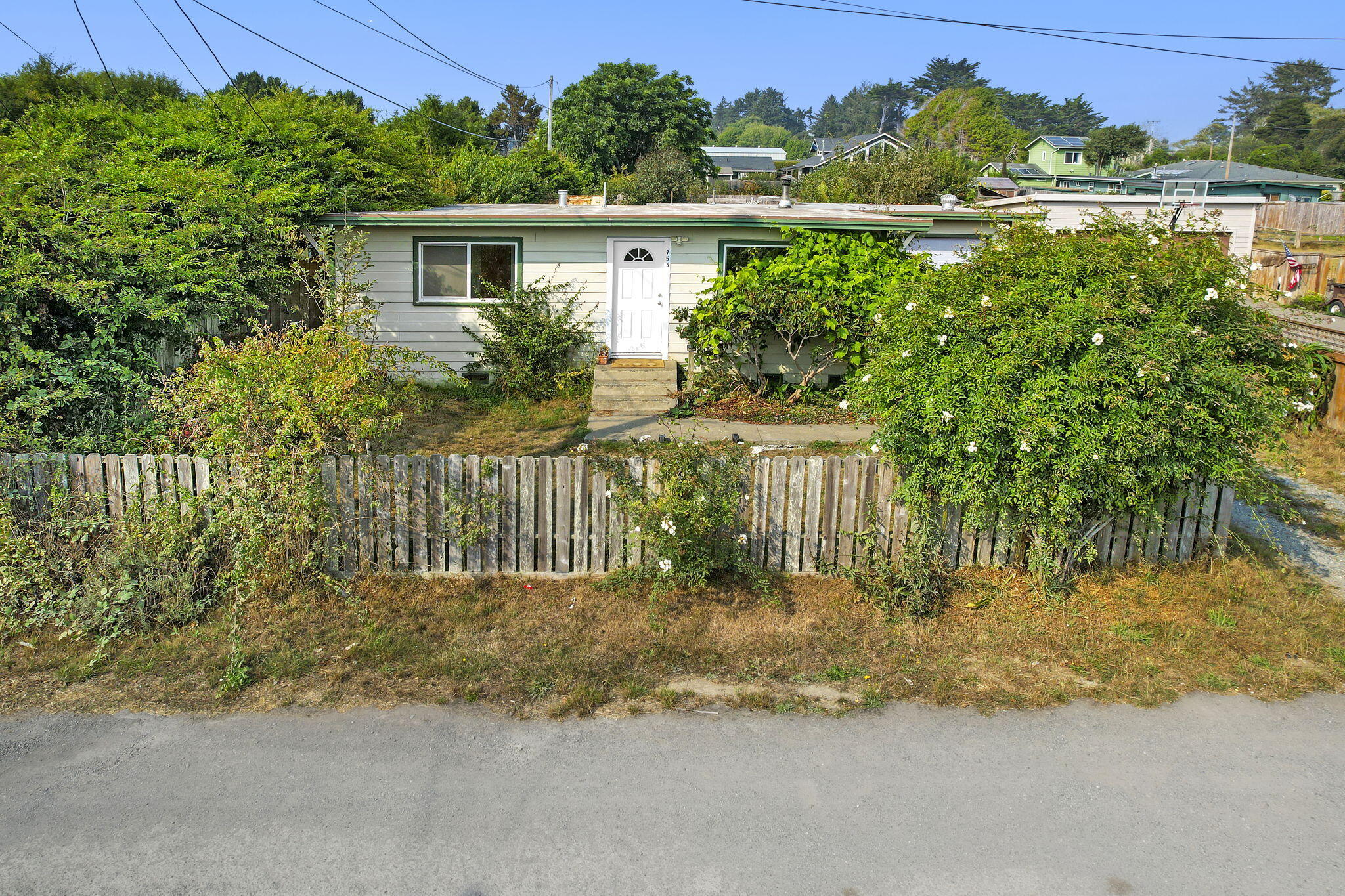 753 Wolf Road, McKinleyville