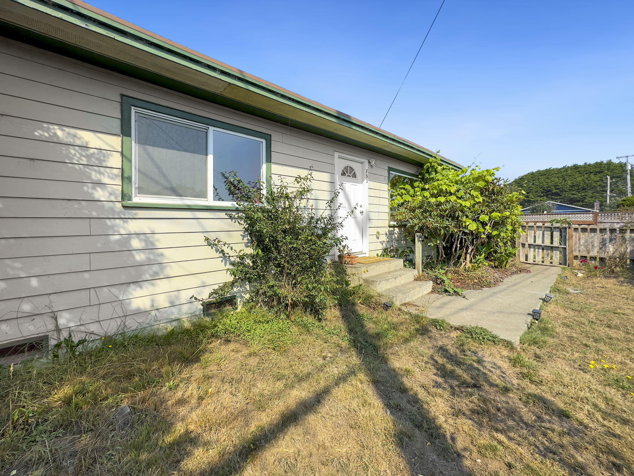 753 Wolf Road, McKinleyville
