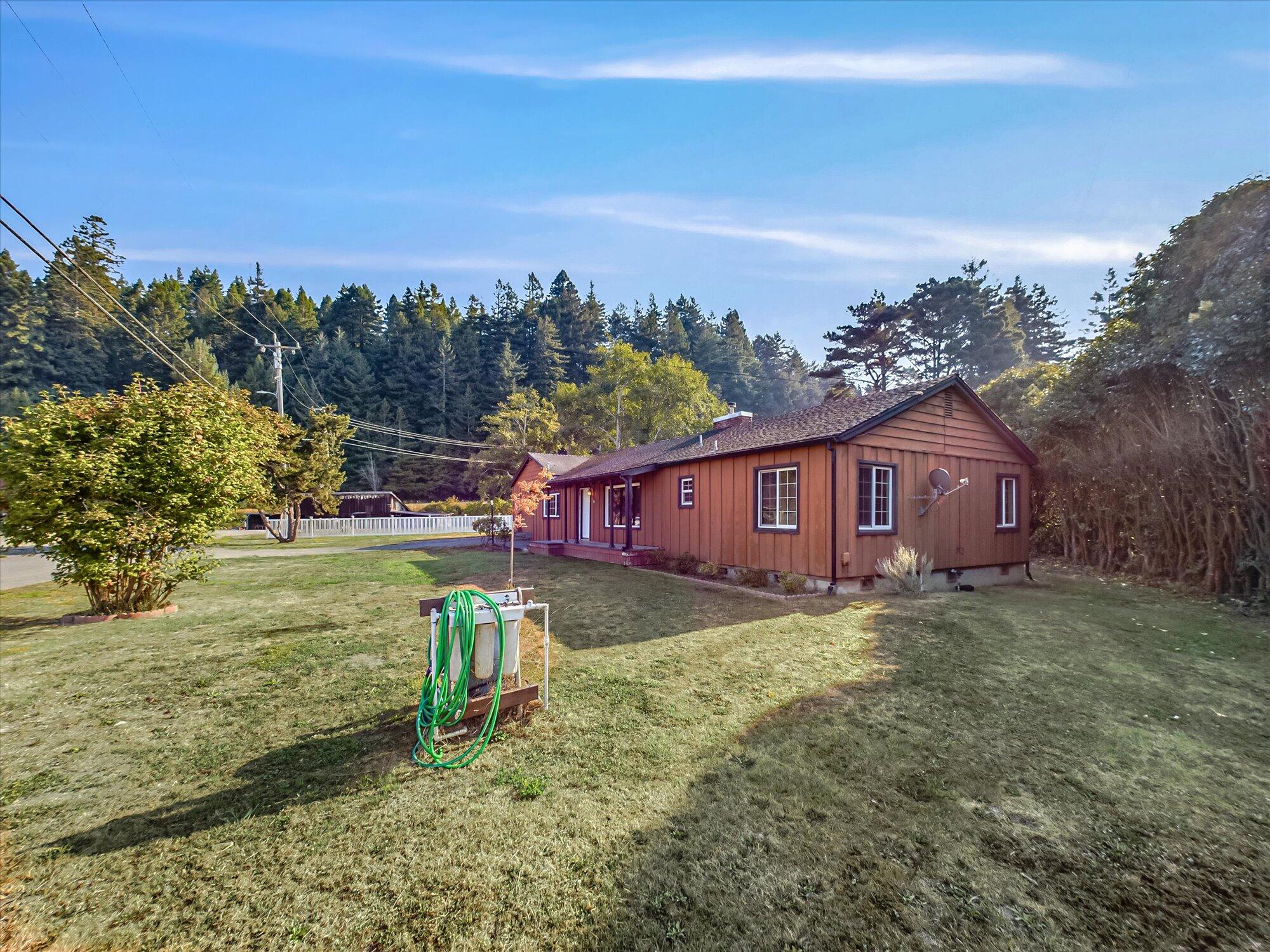3342 N Bank Road, McKinleyville