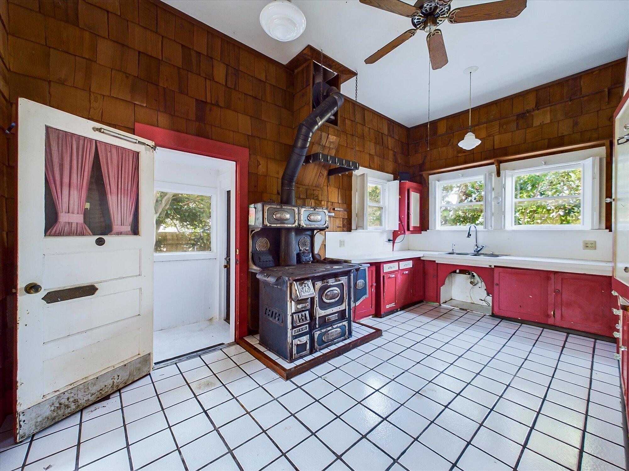 820 9th Street