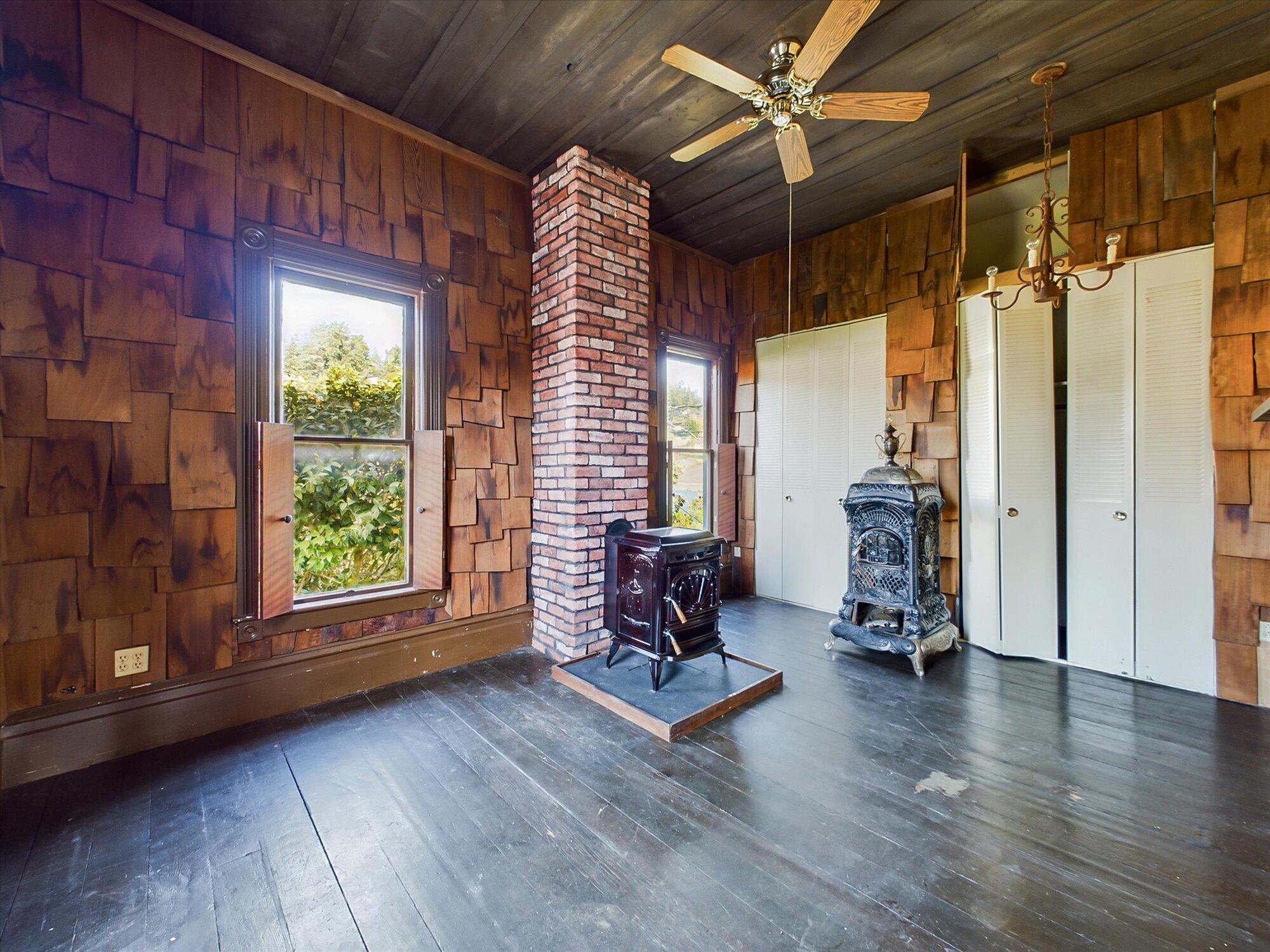 820 9th Street
