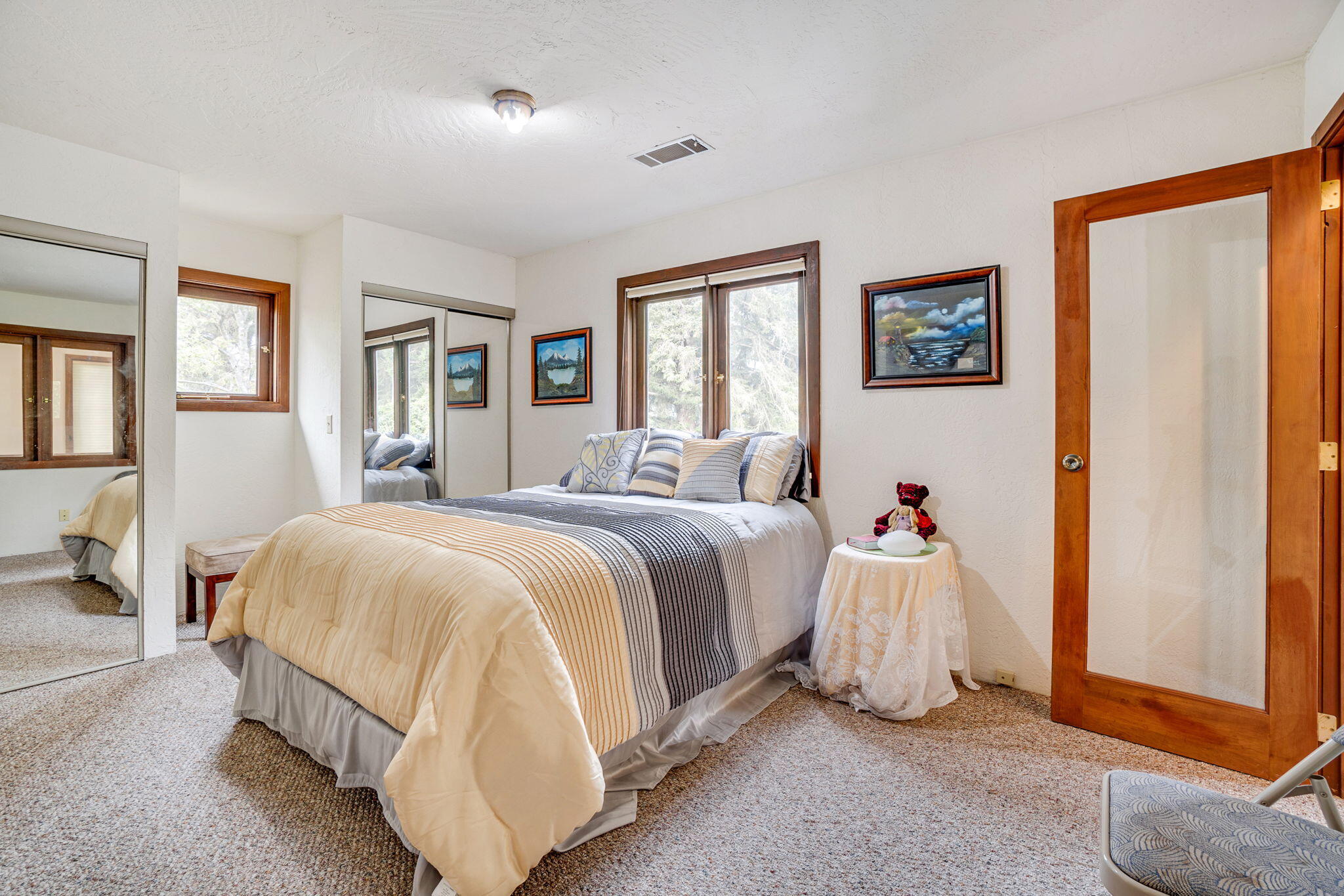 2557 Skyline Drive