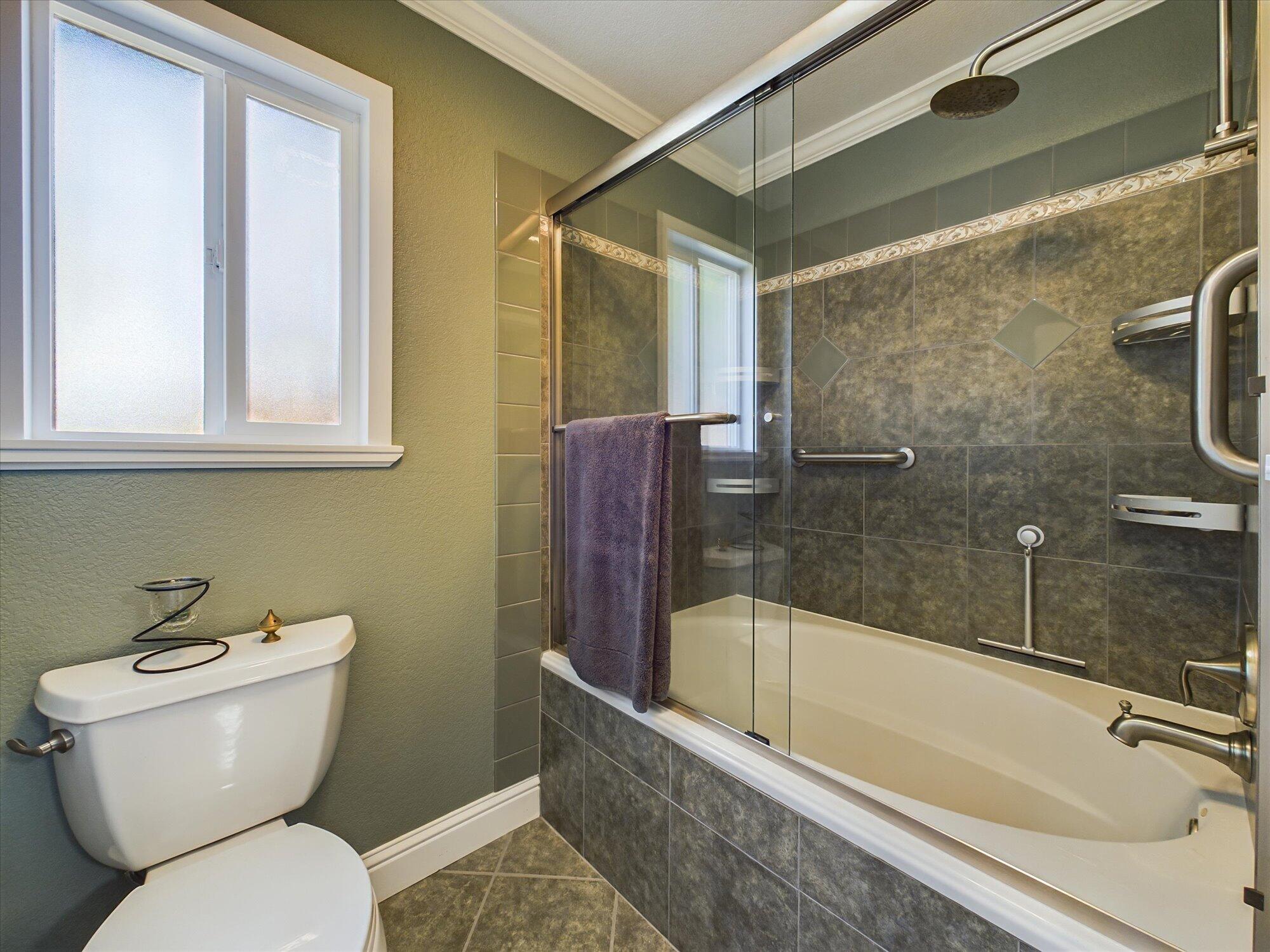 1265 Winchester Avenue, McKinleyville