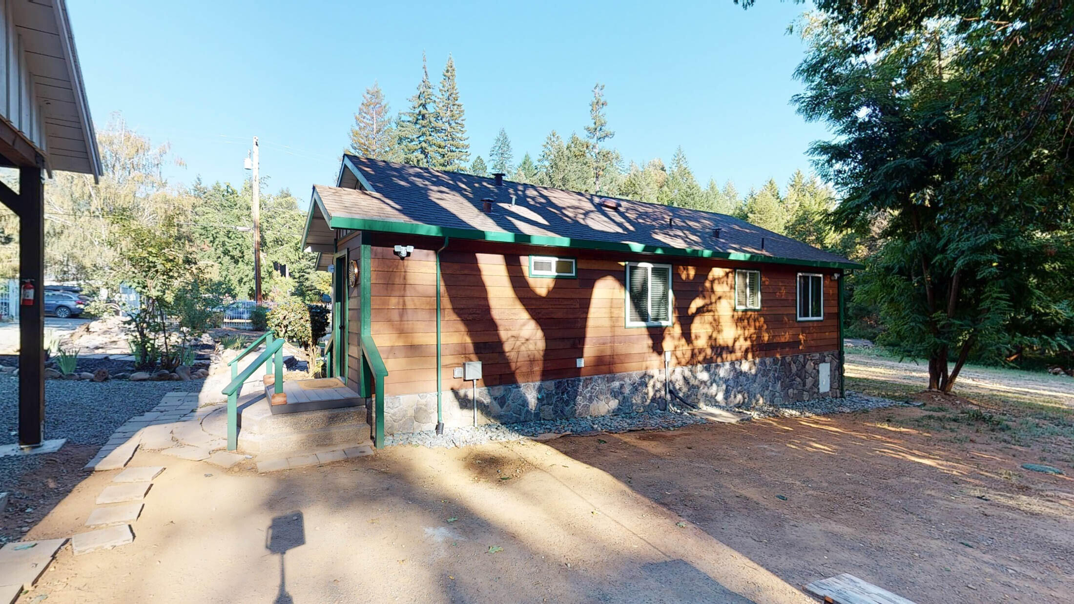 1801 Salyer Loop Road