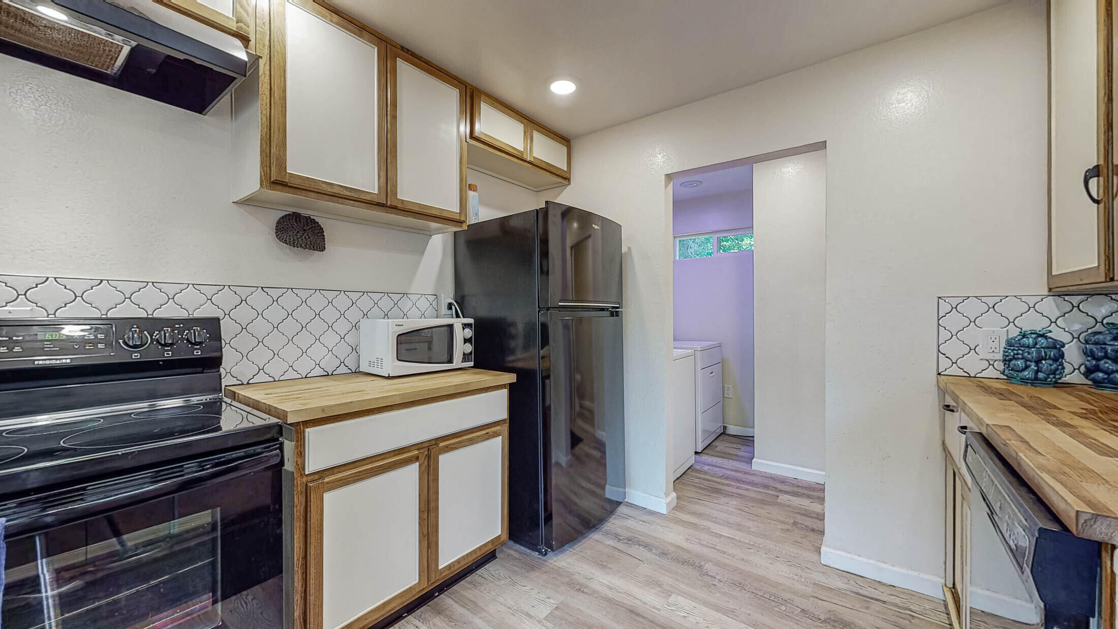 1801 Salyer Loop Road