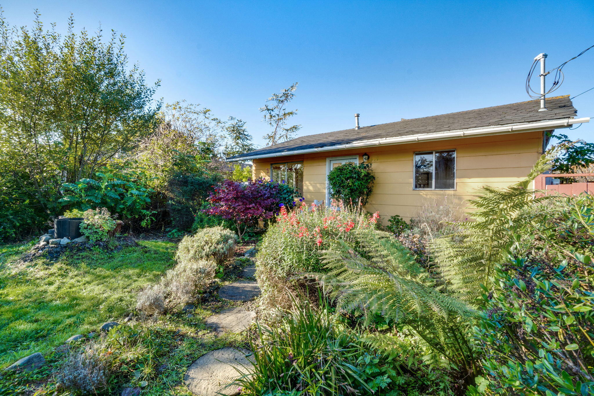 1700 Bird Avenue, McKinleyville