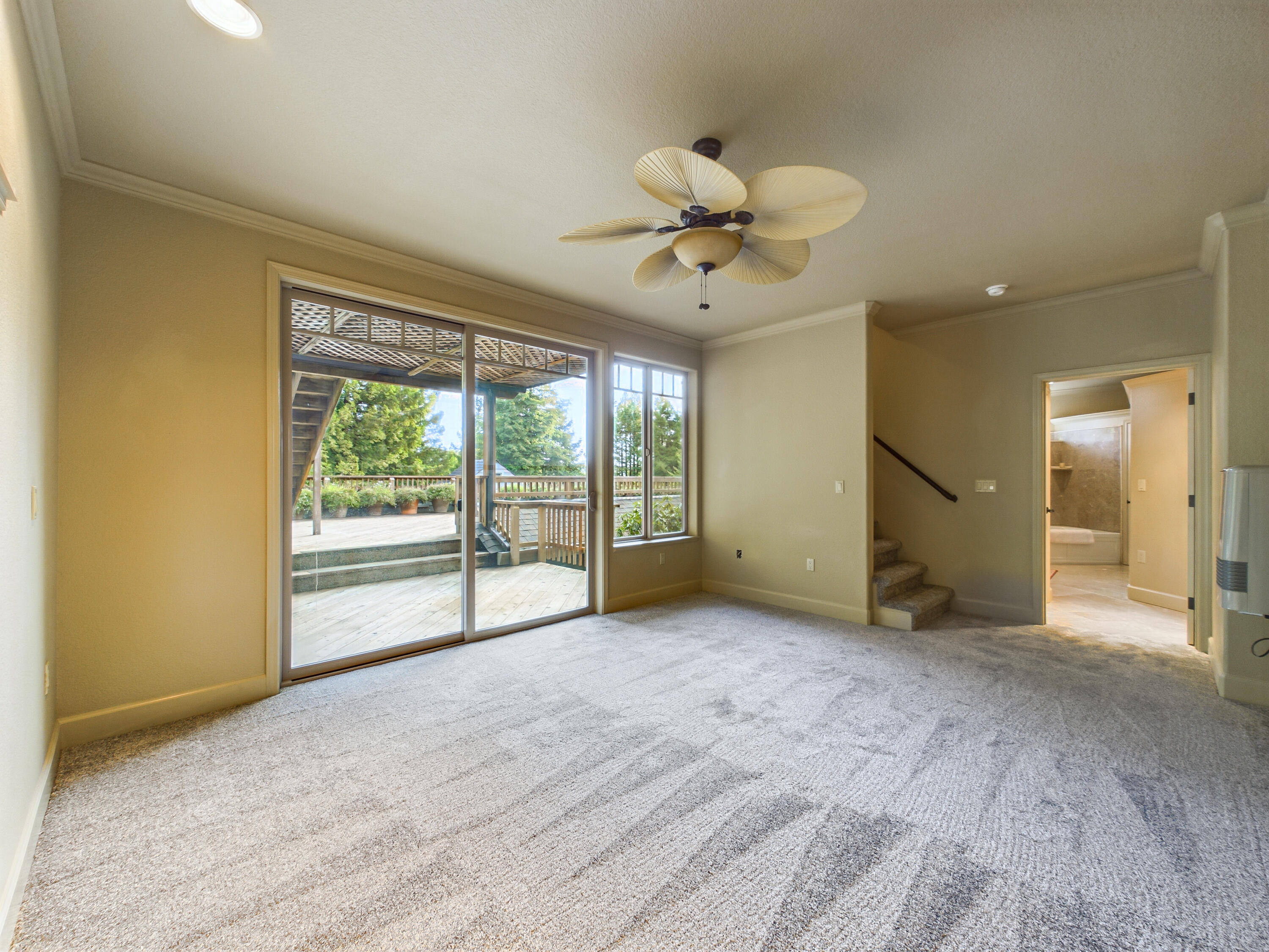 2221 Briarwood Circle