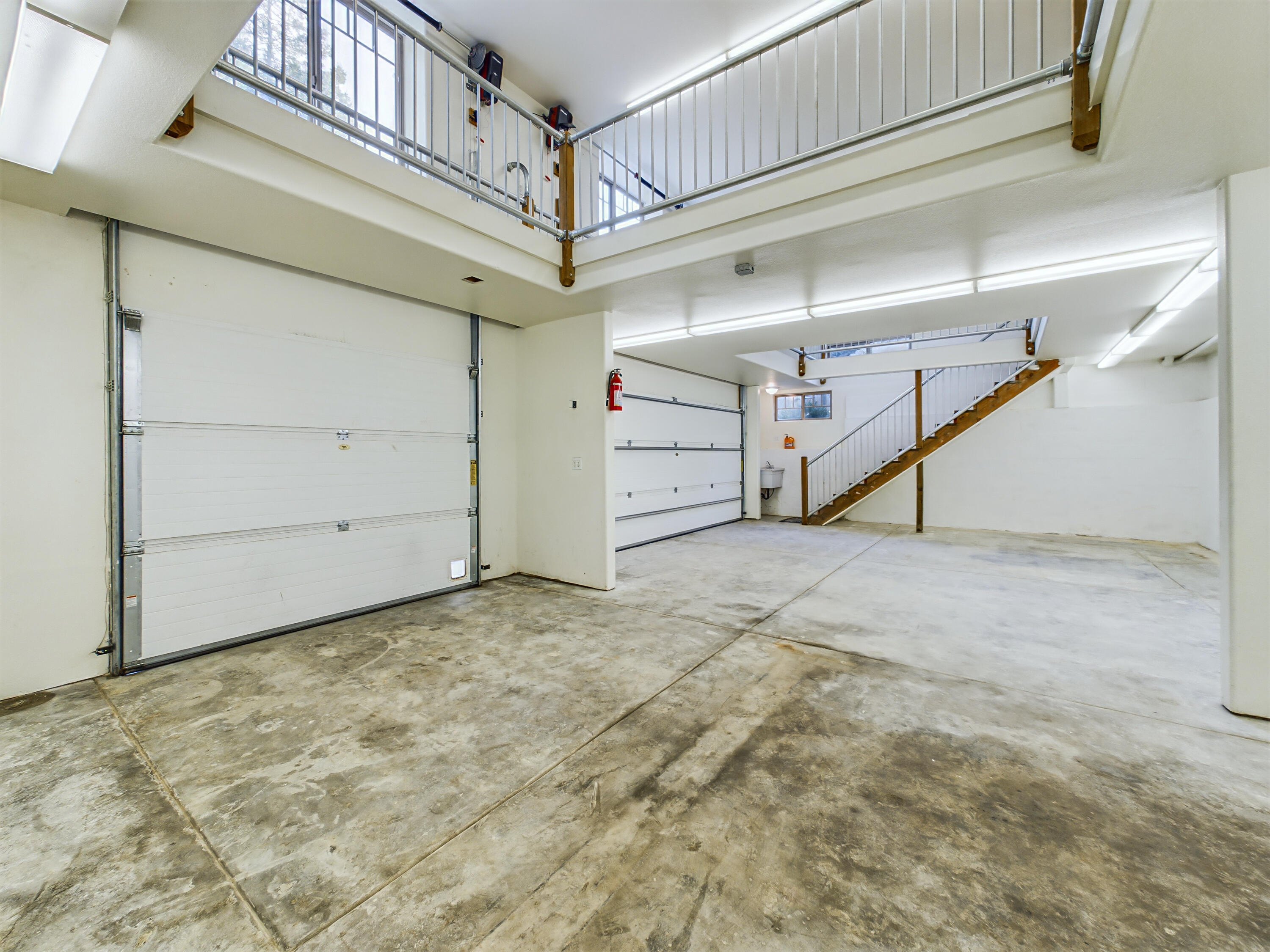 2221 Briarwood Circle