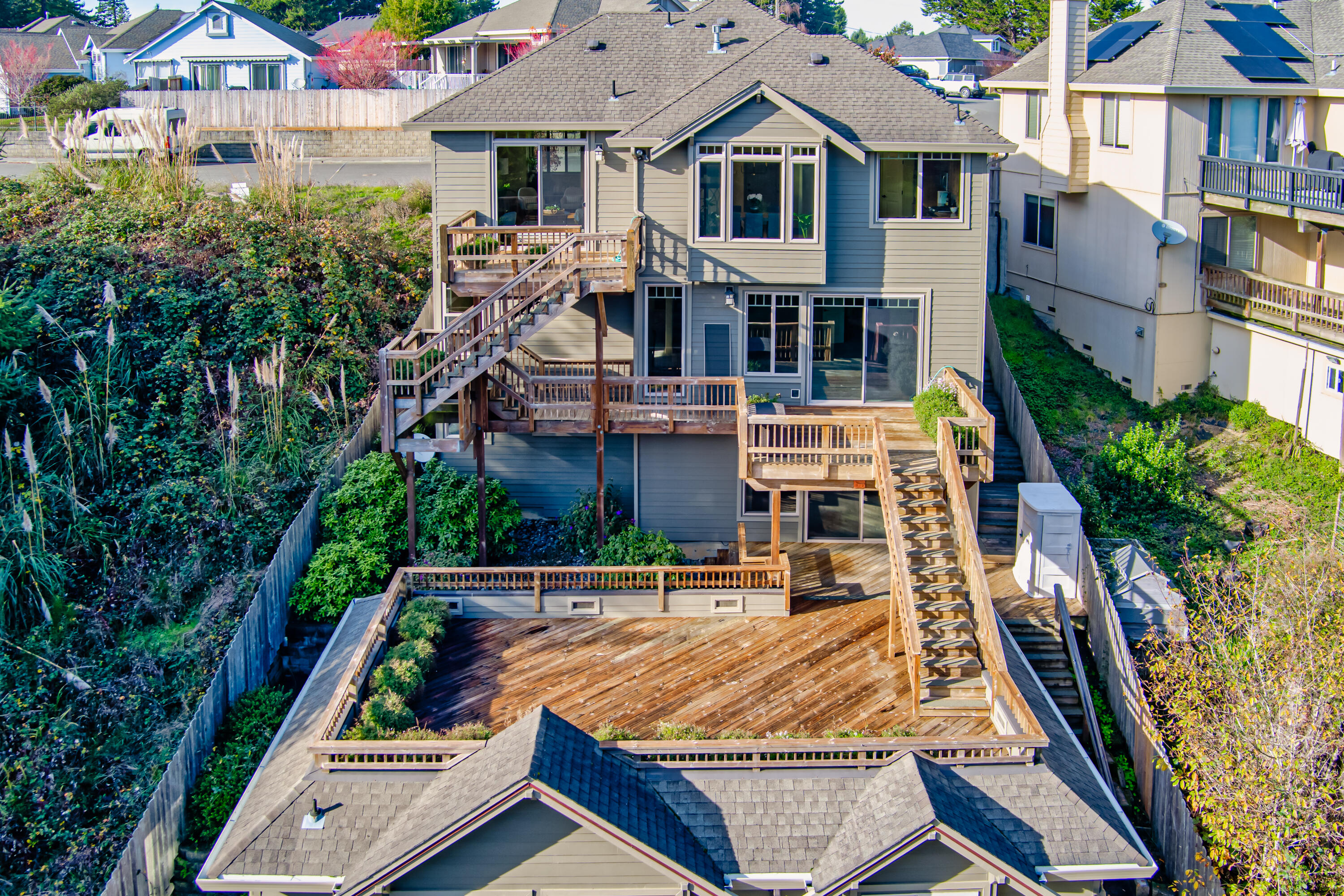 2221 Briarwood Circle