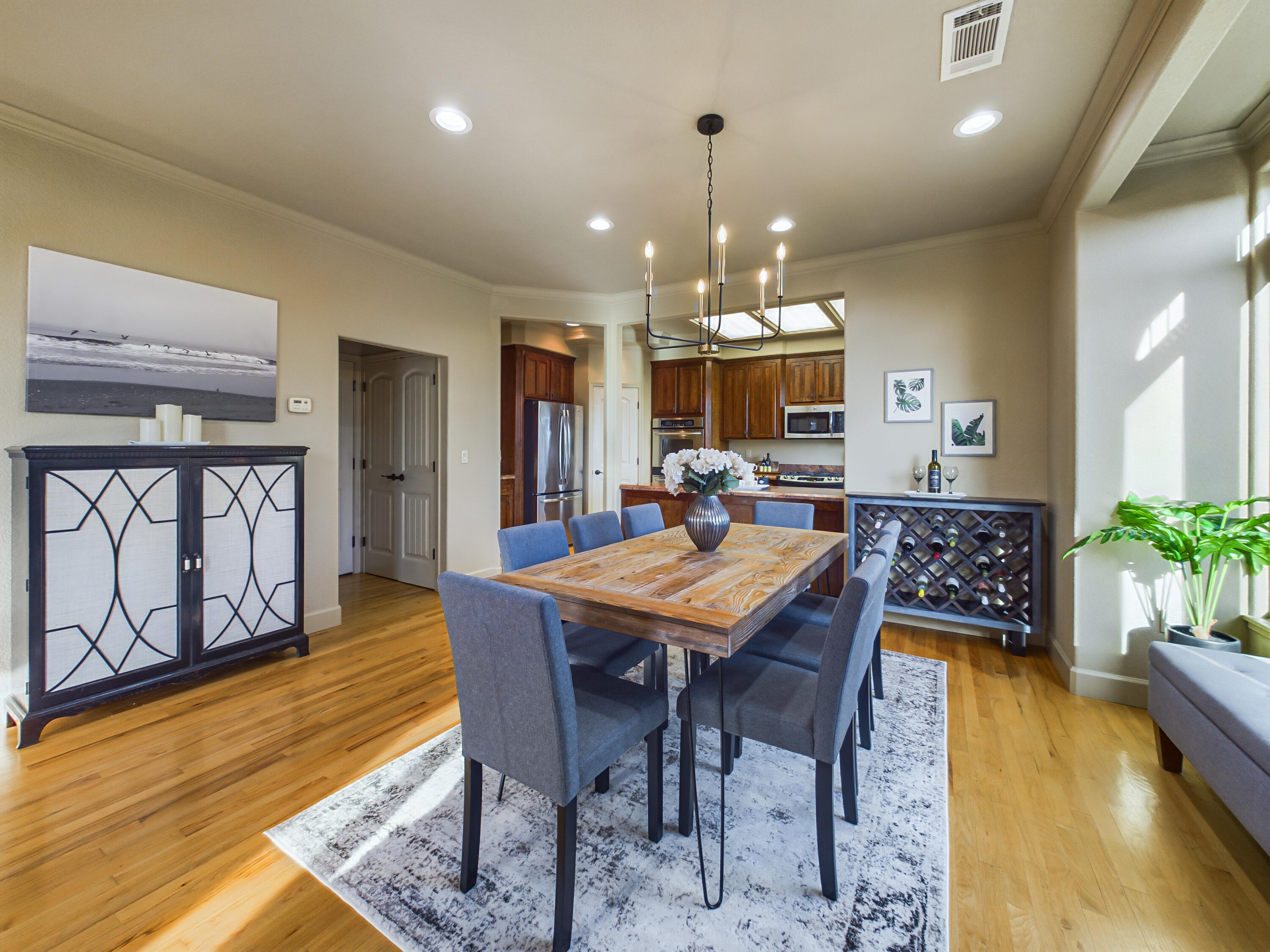 2221 Briarwood Circle