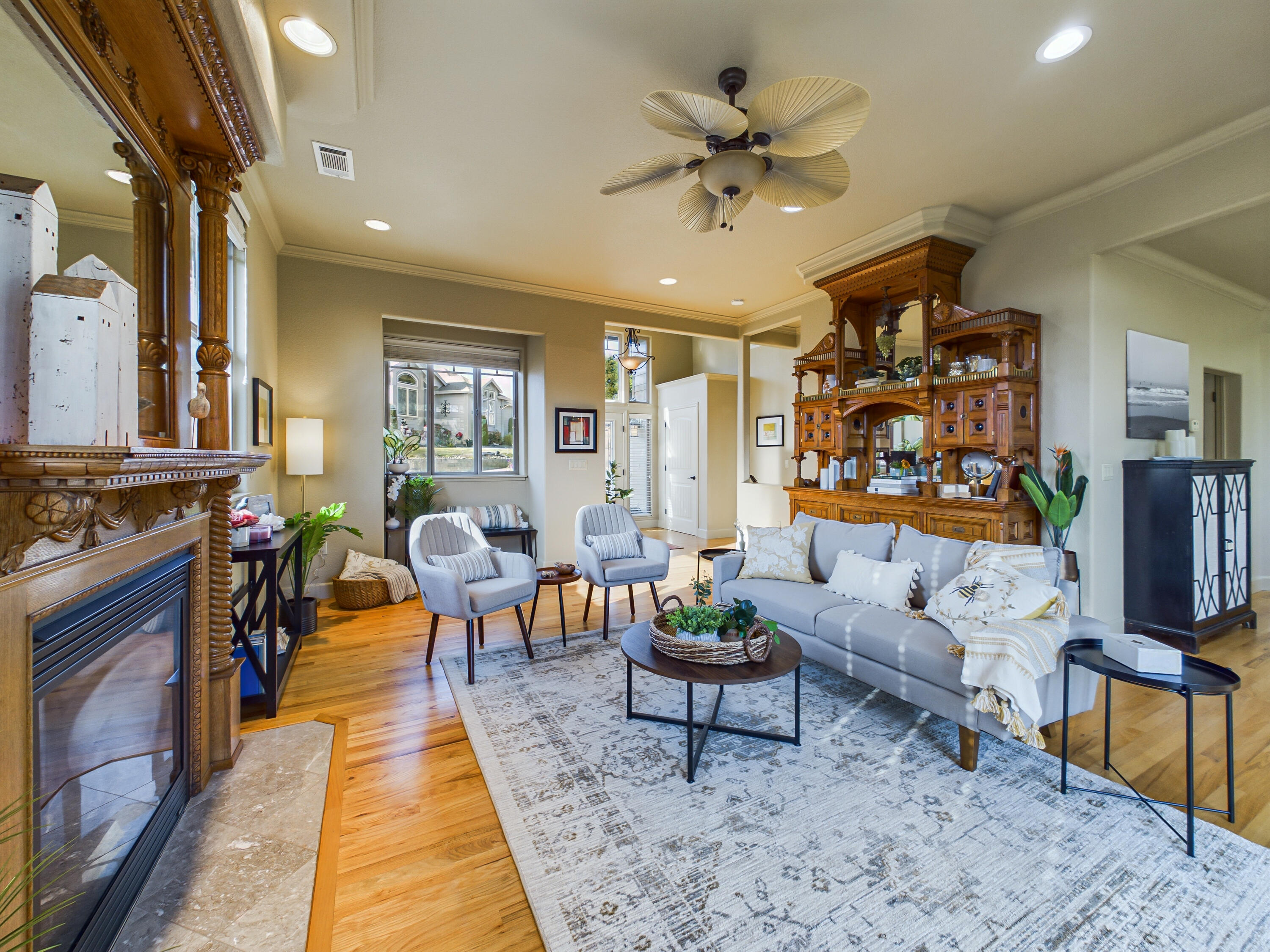 2221 Briarwood Circle
