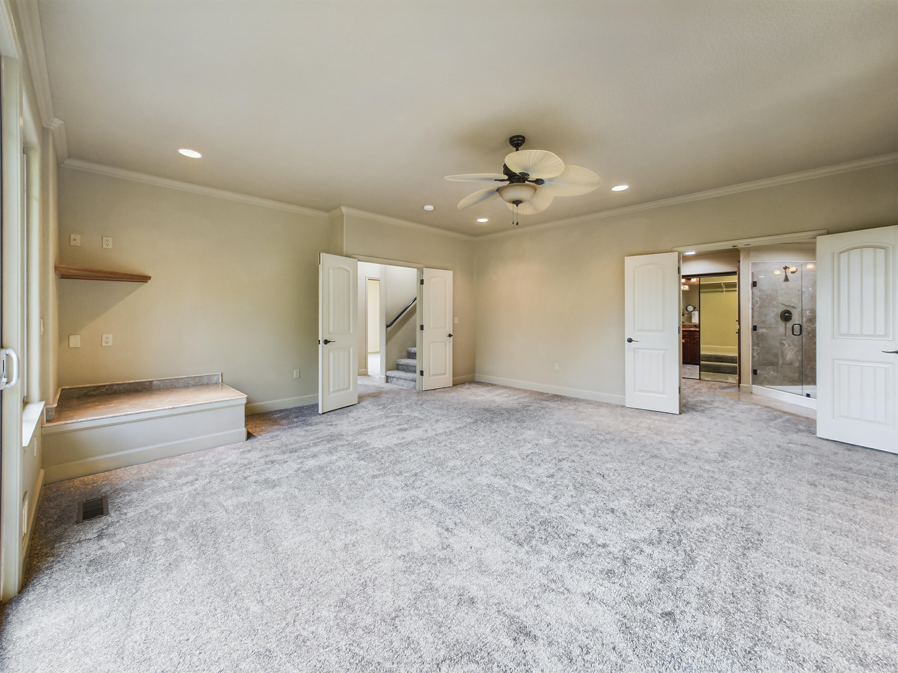2221 Briarwood Circle