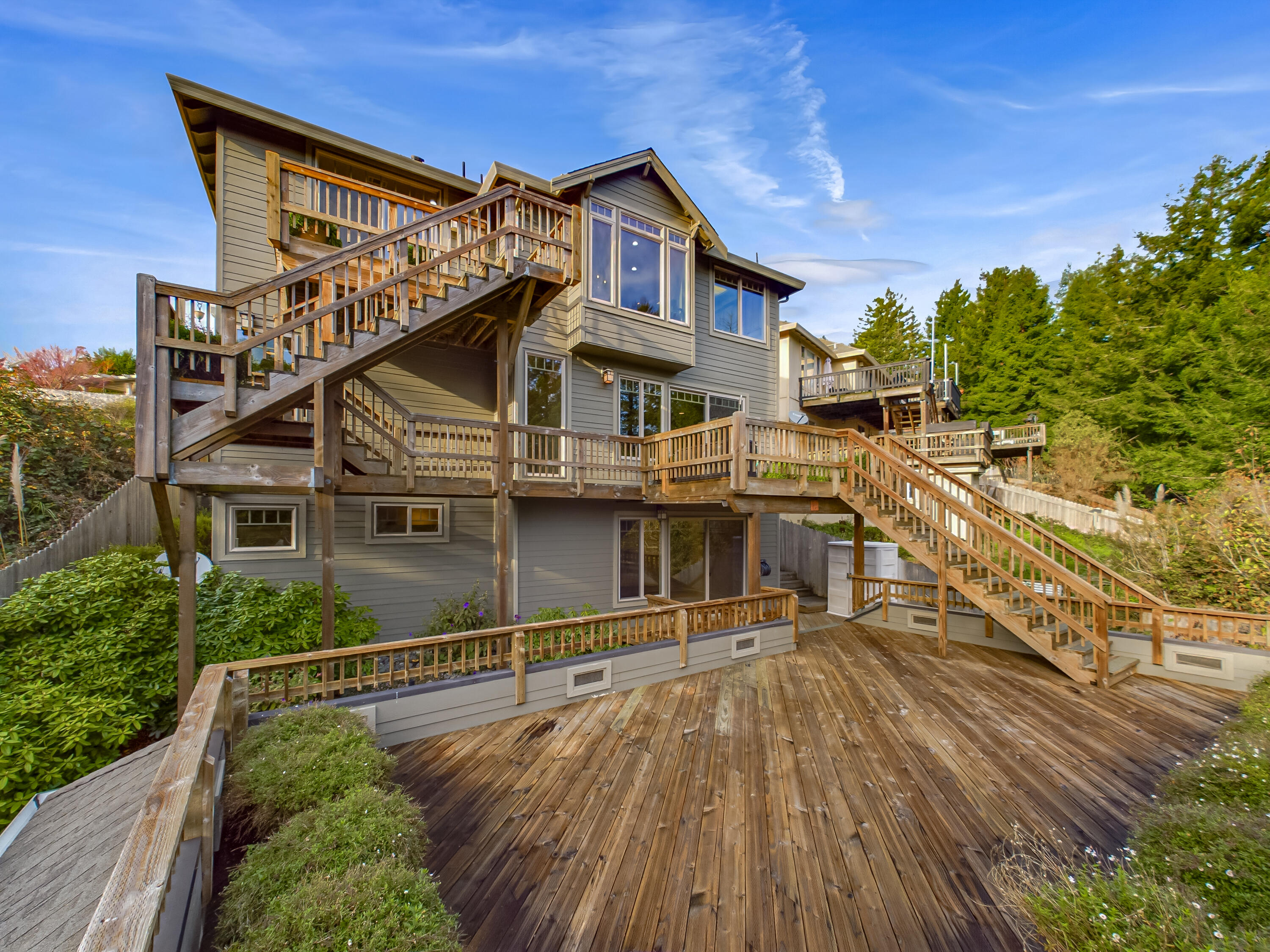 2221 Briarwood Circle