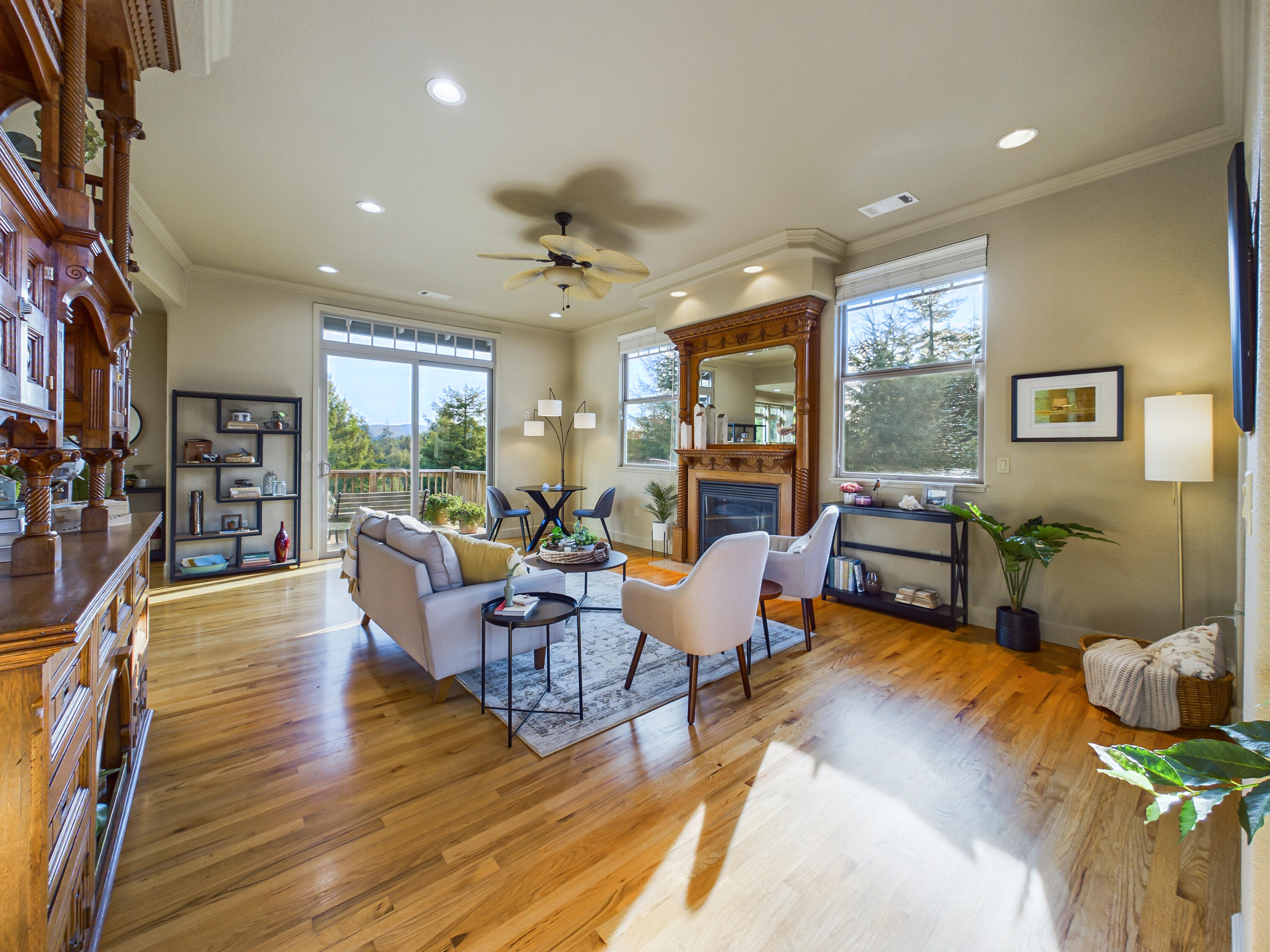 2221 Briarwood Circle