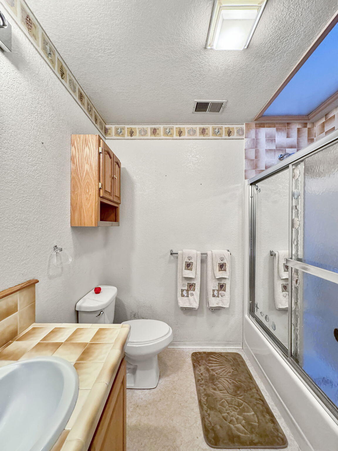 2105 Meadowood Lane