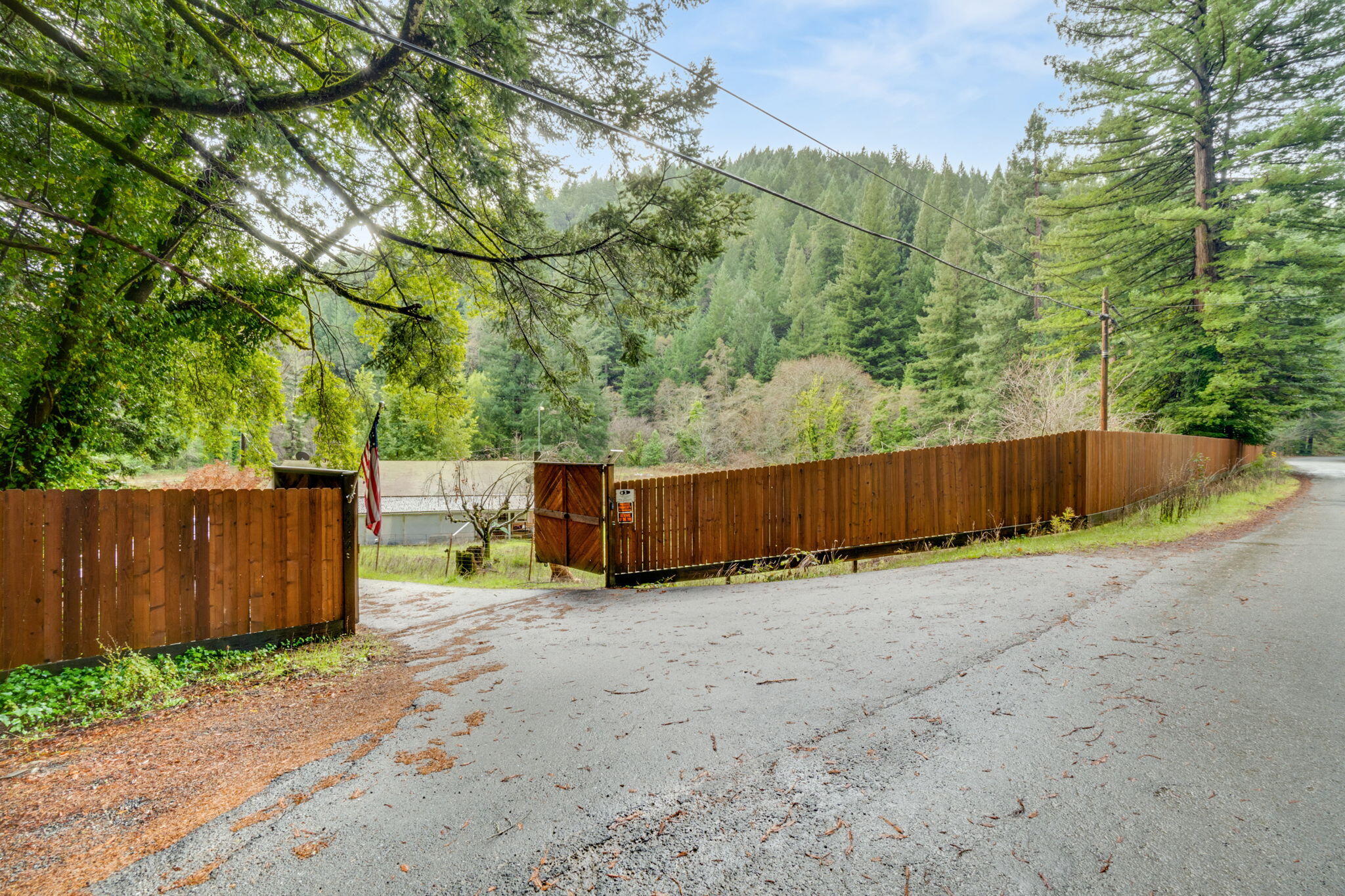 4552 Salmon Creek Road