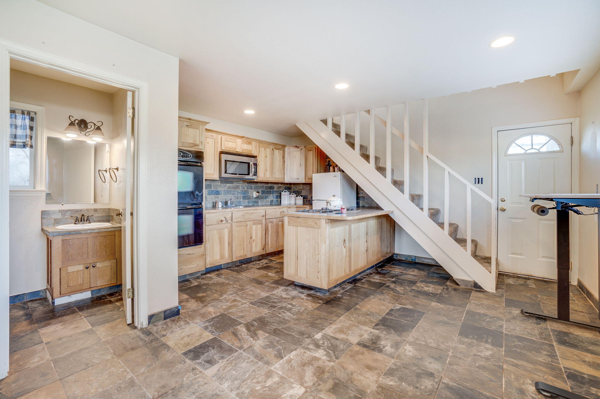 433 Lawson Lane