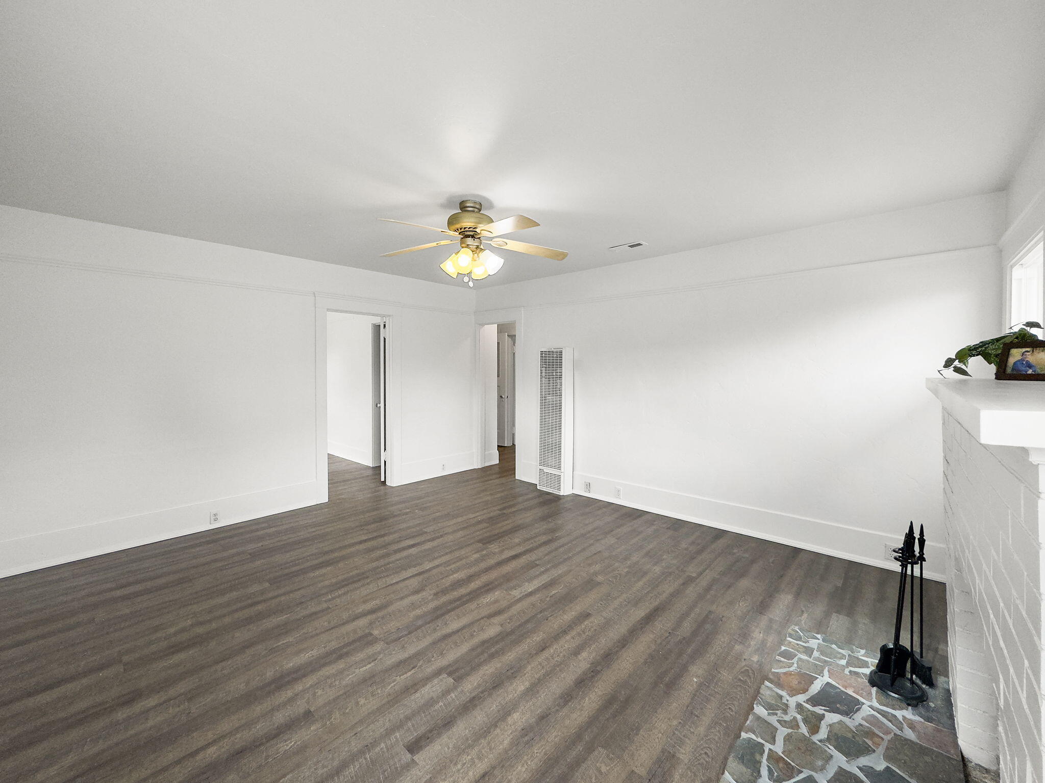 223 E Wabash Avenue