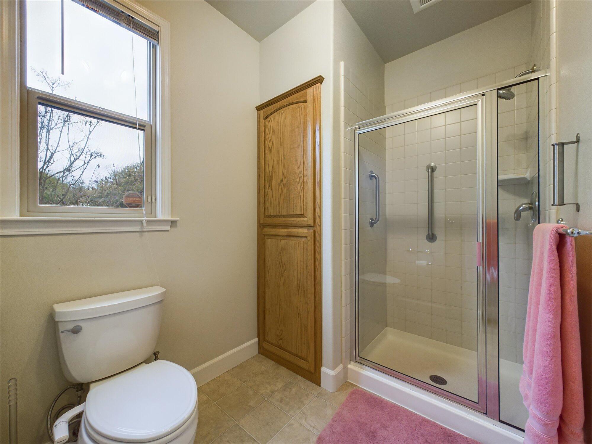 1700 Camellia Drive, McKinleyville