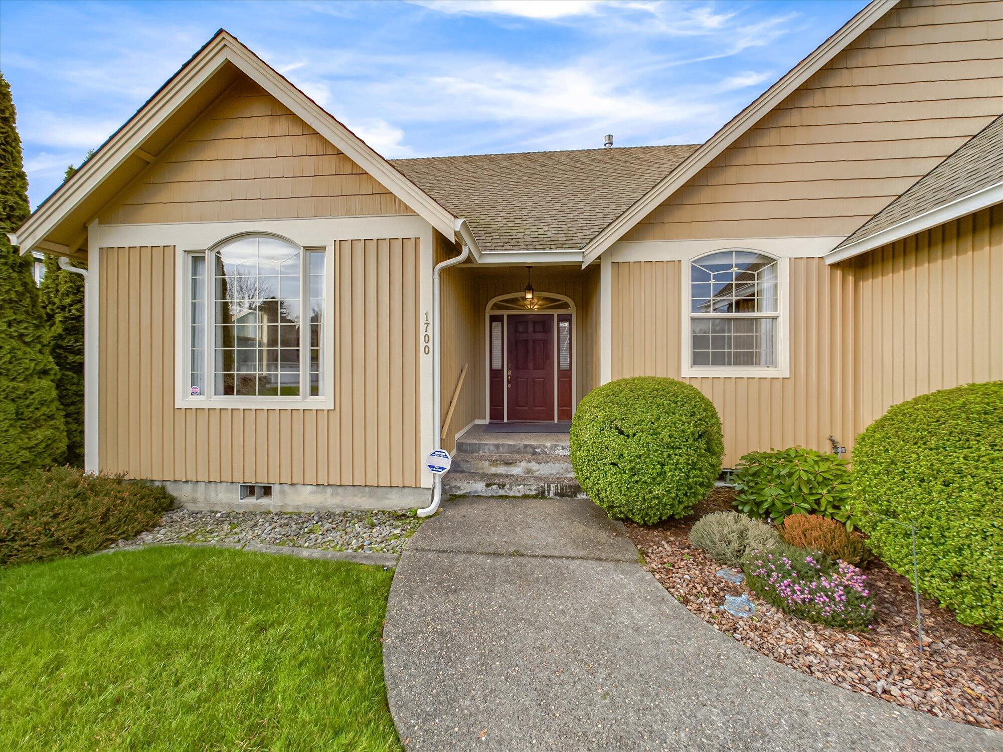 1700 Camellia Drive, McKinleyville