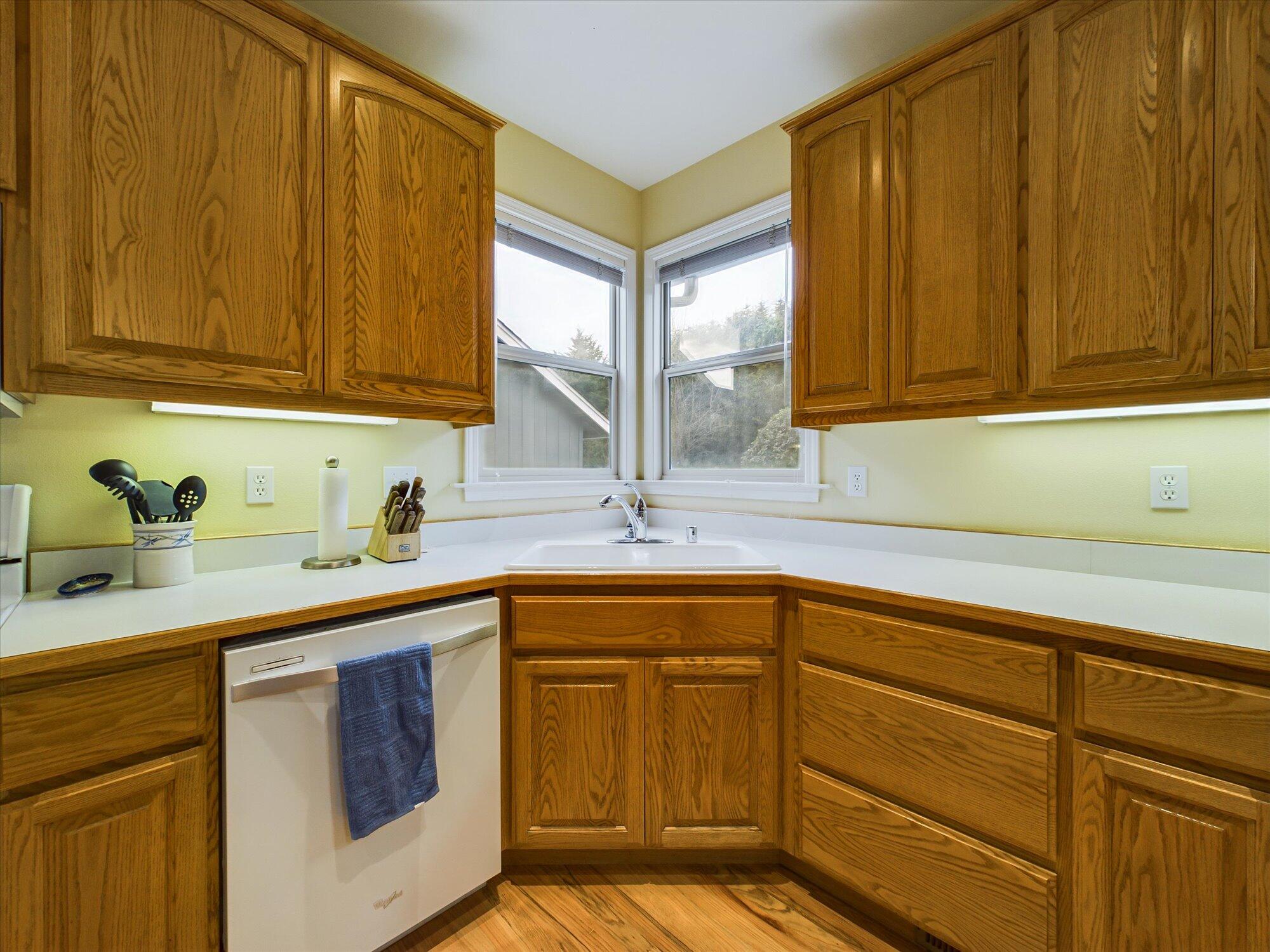 1700 Camellia Drive, McKinleyville