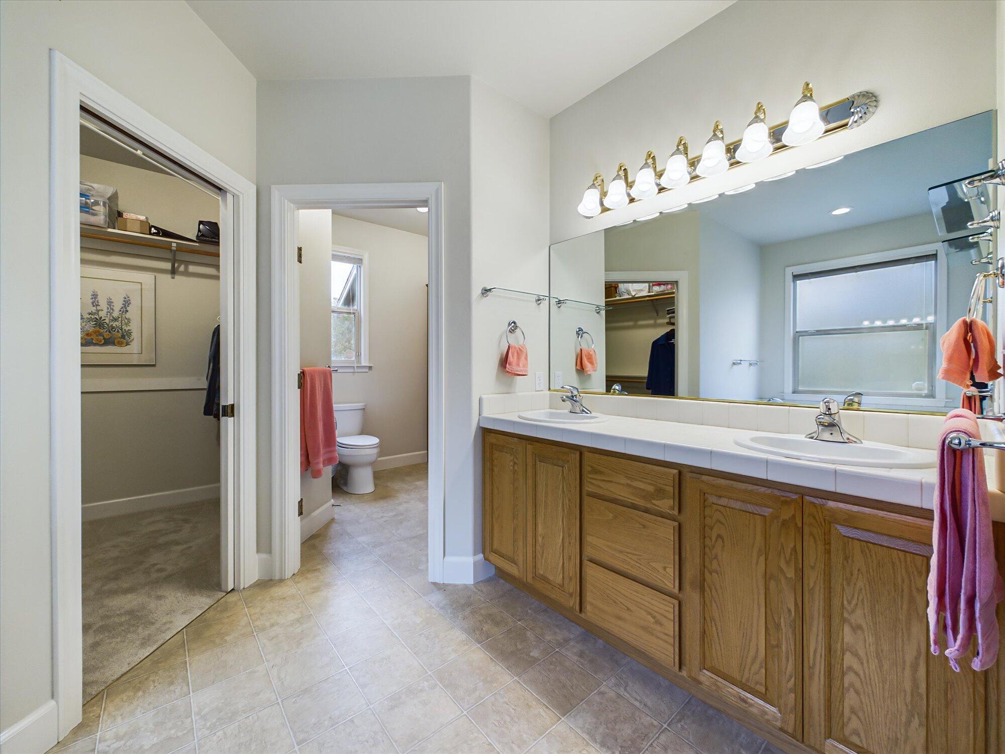 1700 Camellia Drive, McKinleyville