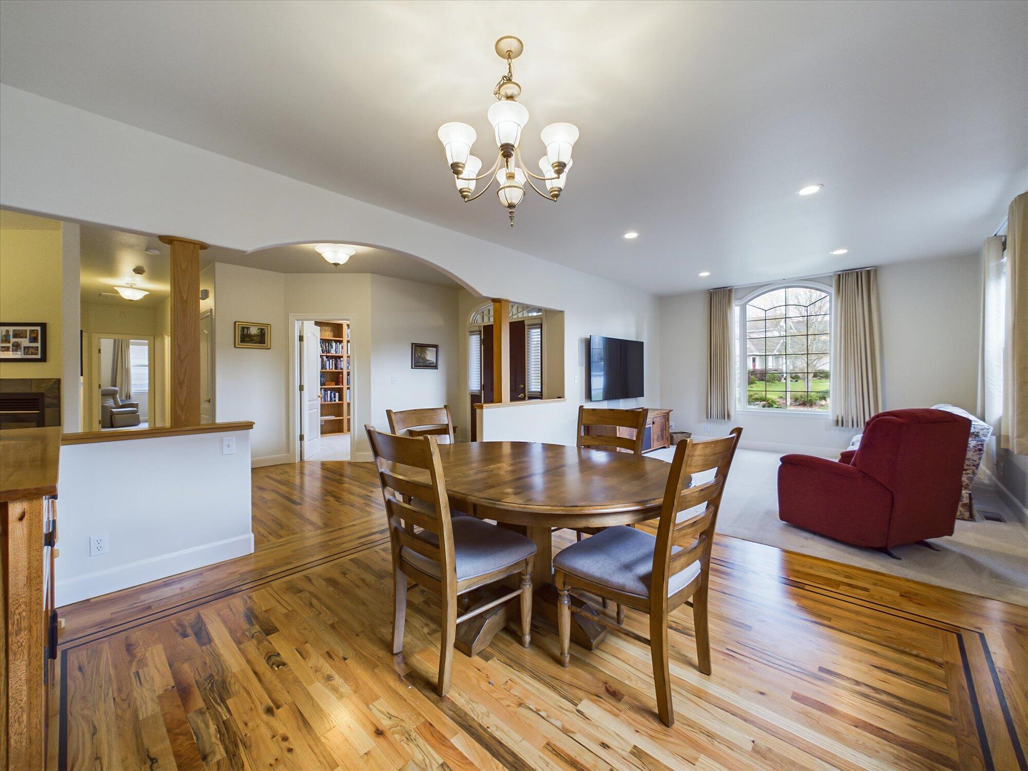 1700 Camellia Drive, McKinleyville
