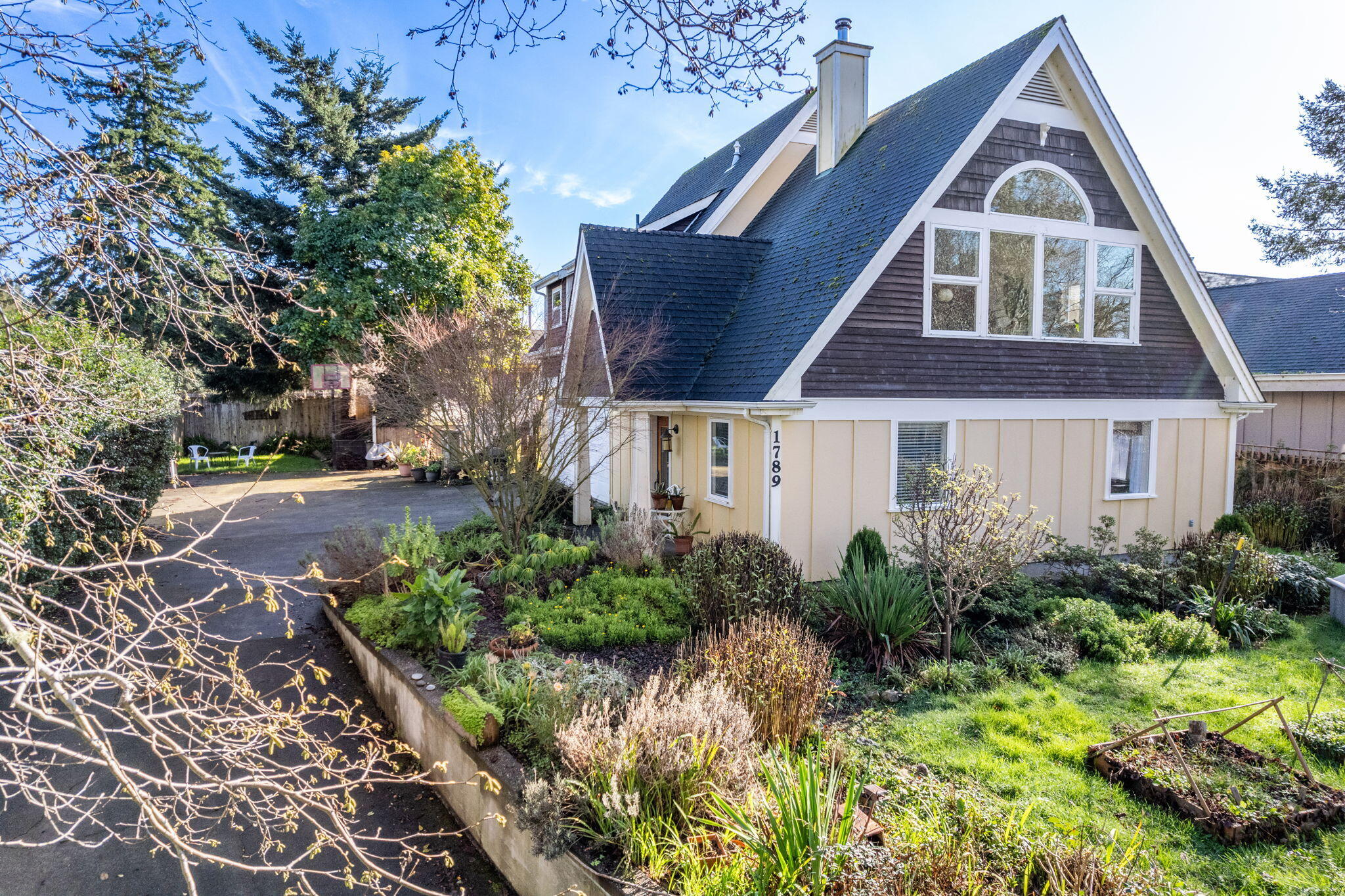 1789 Lazzar Lane, McKinleyville