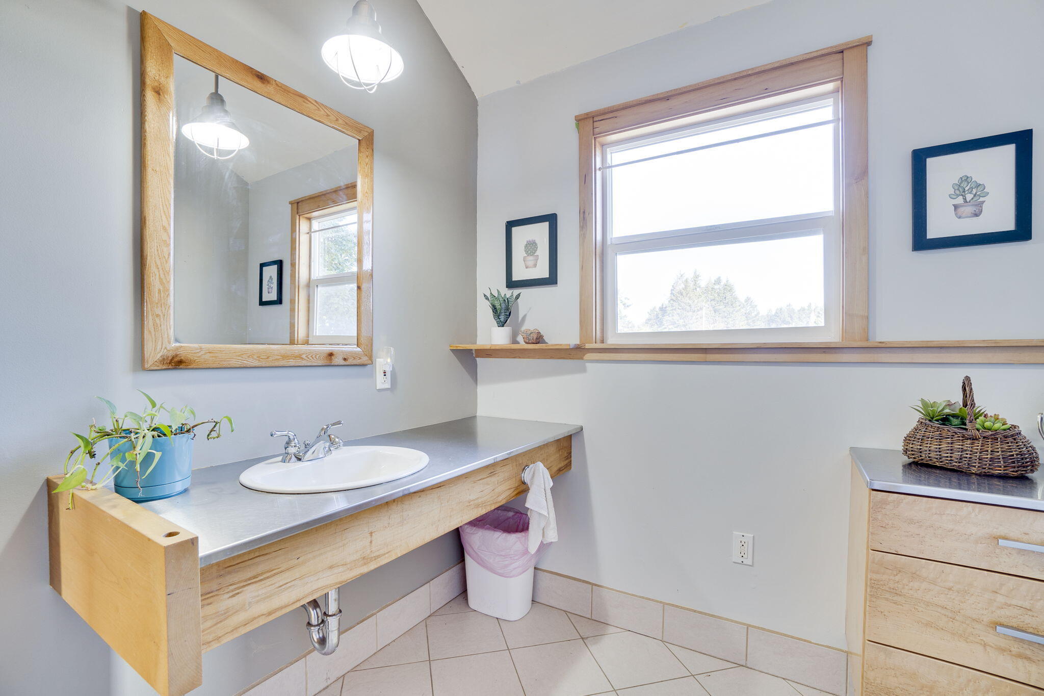 1789 Lazzar Lane, McKinleyville