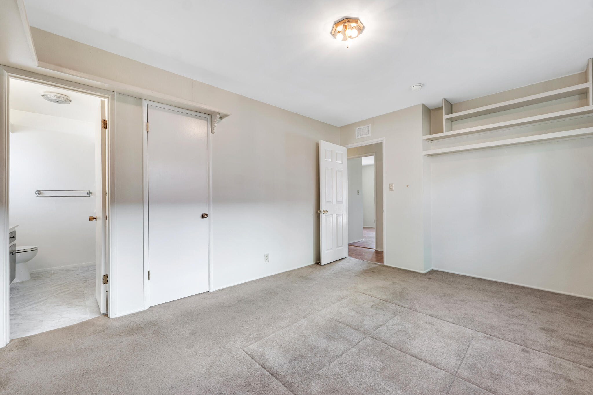 2428 Punta Del Este Drive