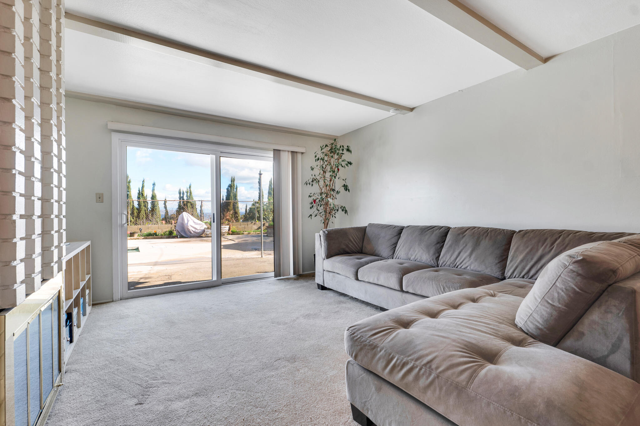 2428 Punta Del Este Drive