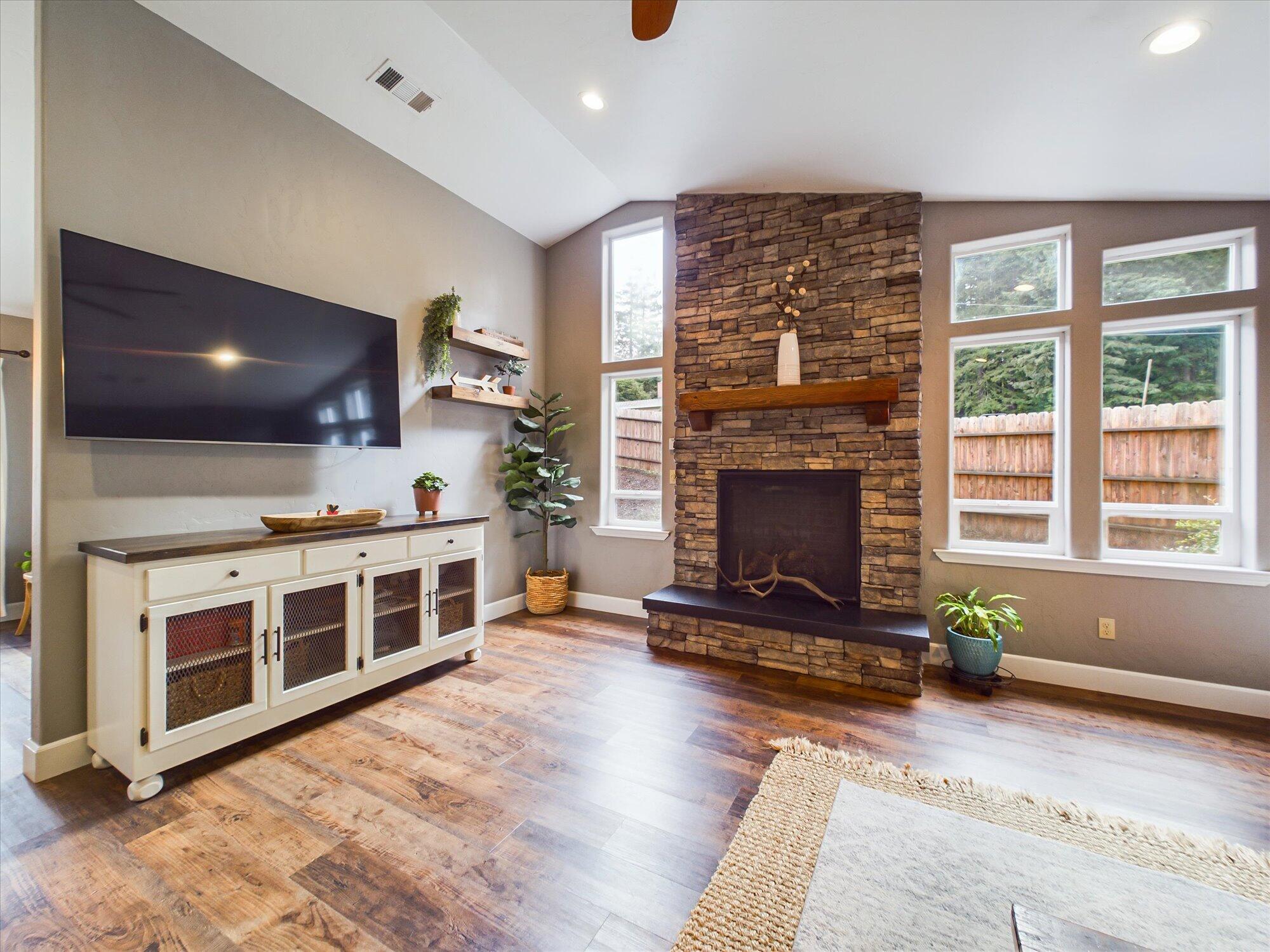 100 Osprey Lane