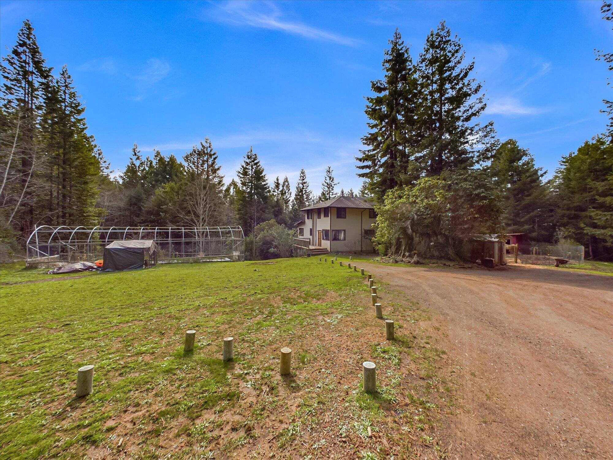 871 Burnt Stump Lane
