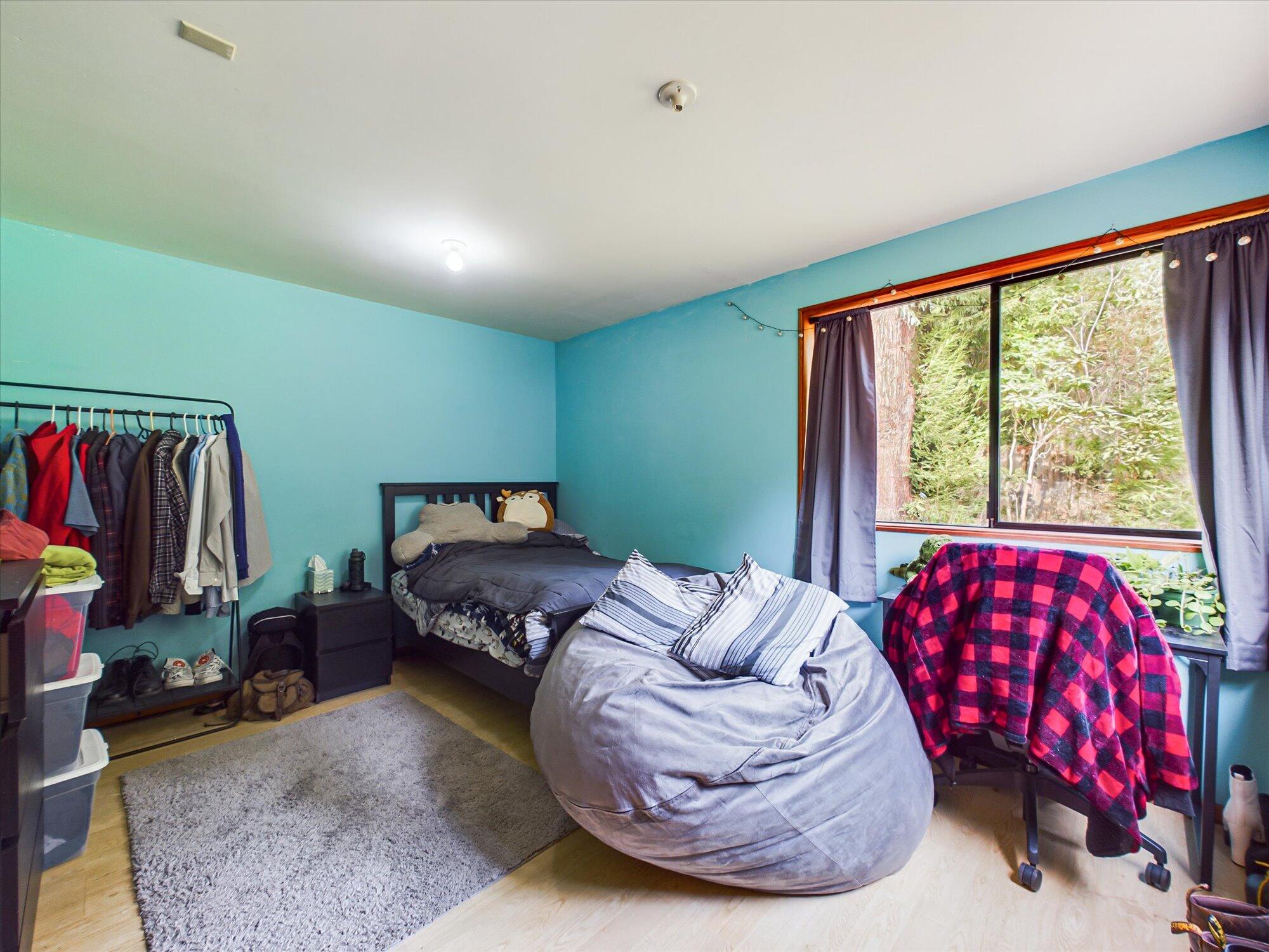 871 Burnt Stump Lane