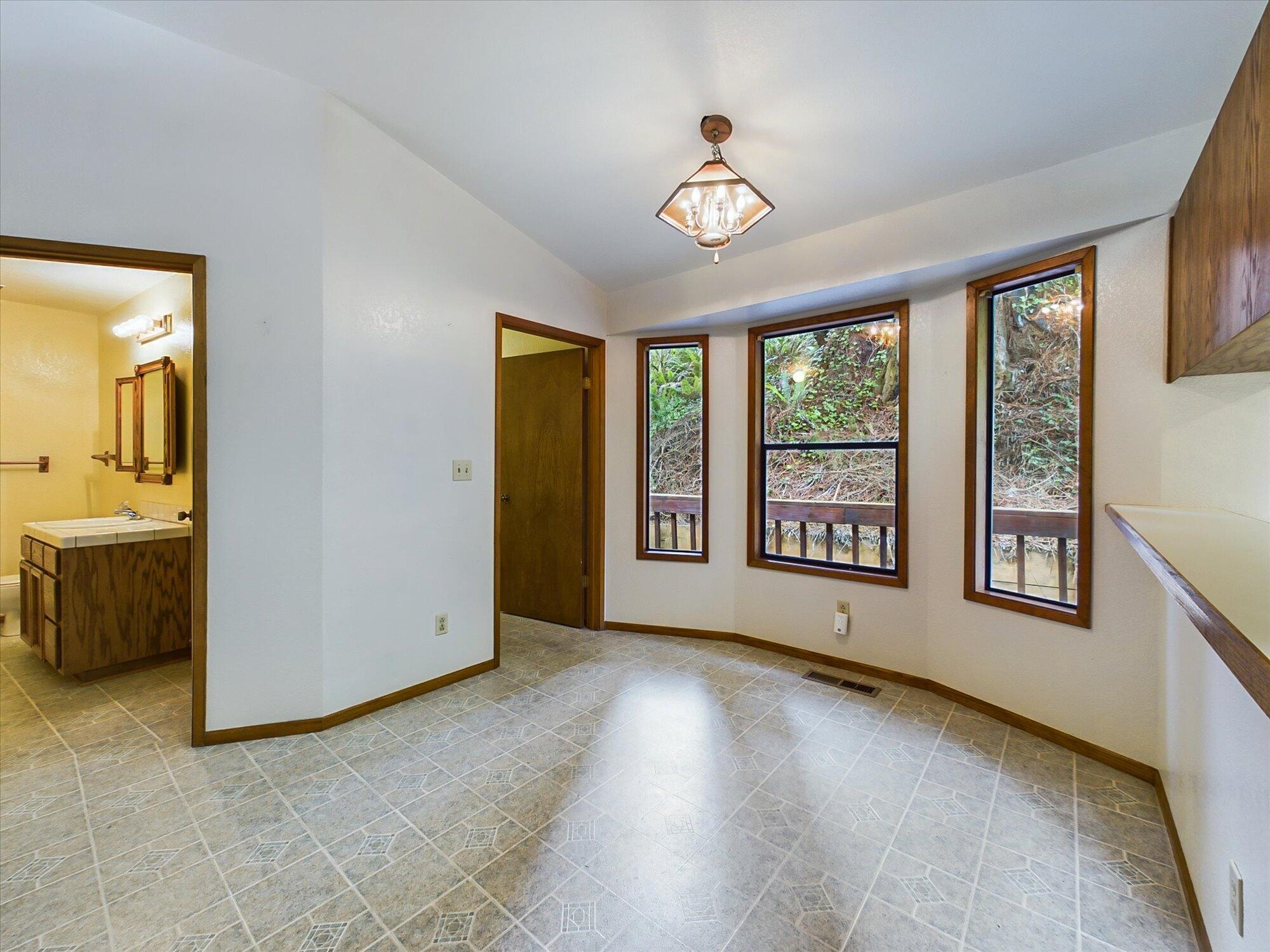 1201 Fern Drive