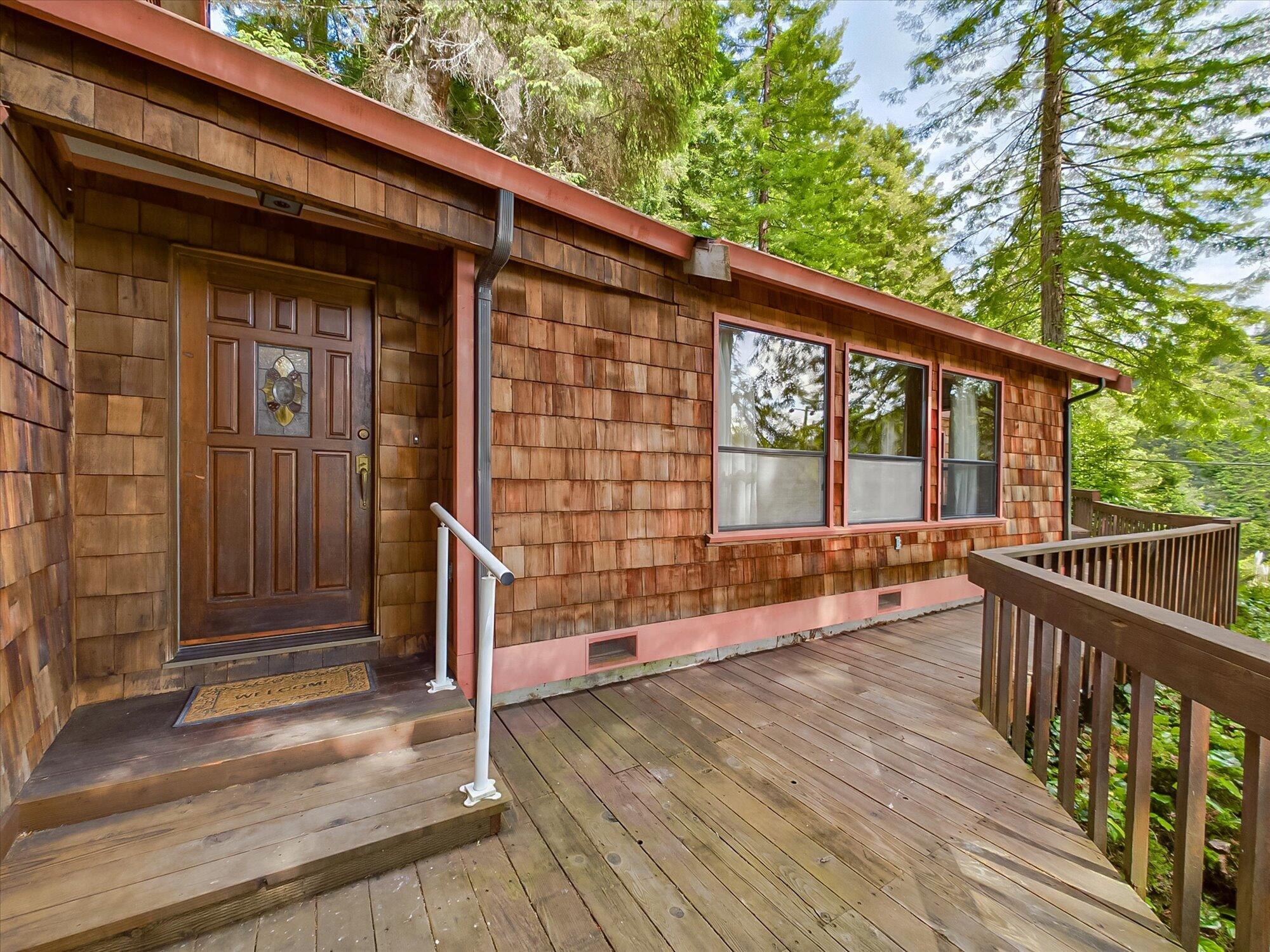 1201 Fern Drive