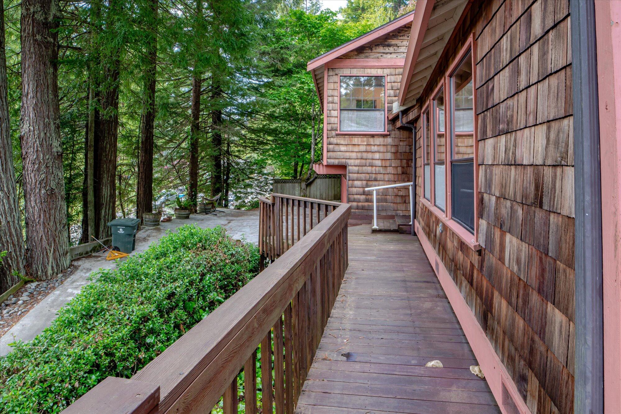 1201 Fern Drive