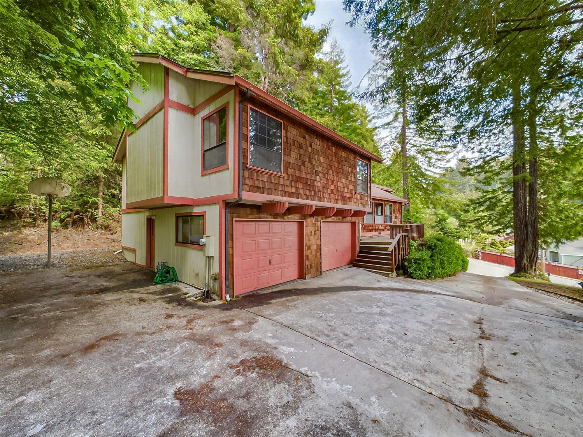 1201 Fern Drive